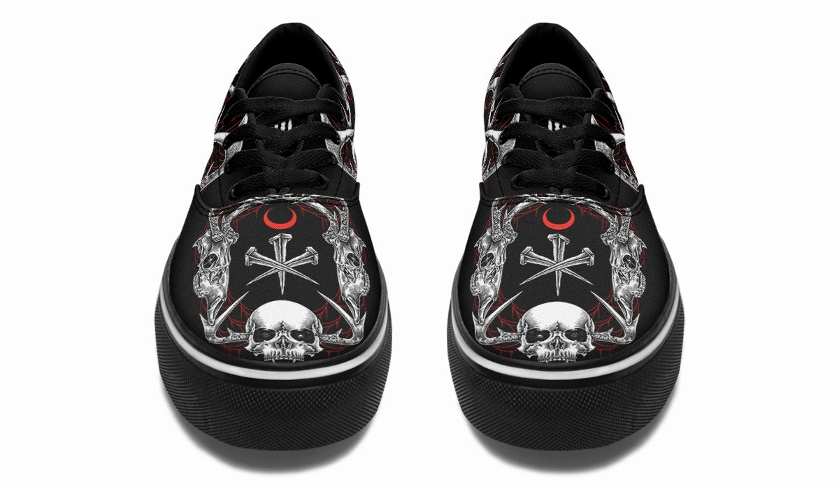 Moon Tone 3 Nails Classic Shoes