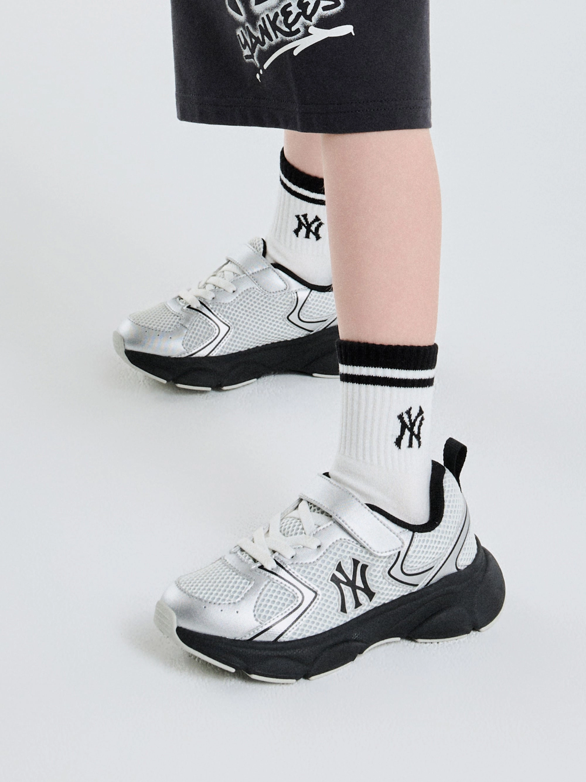 Modern Appeal Ace Runner Airy