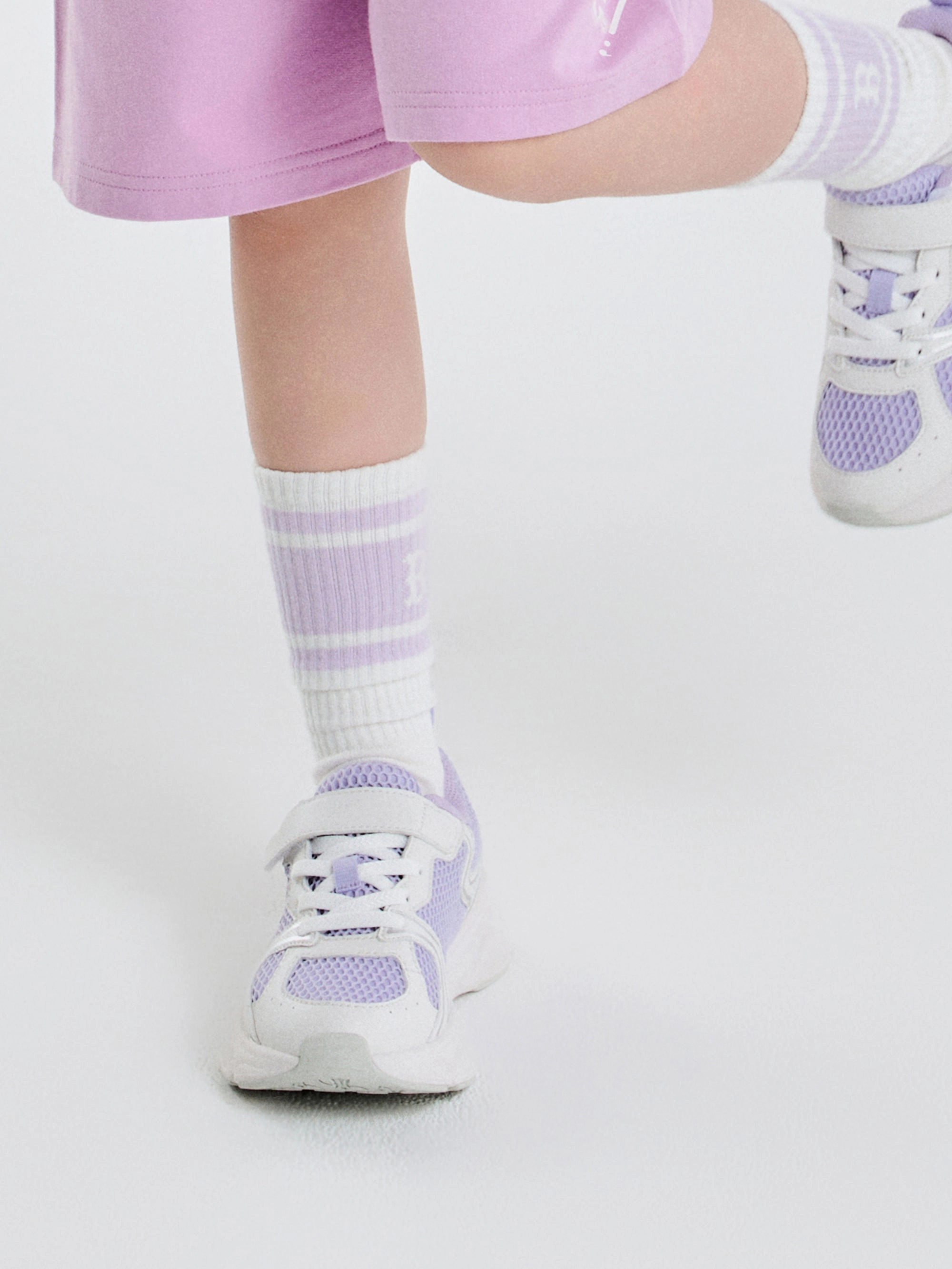 Ace Runner Airy Orthopedic Design Lightweight Feel