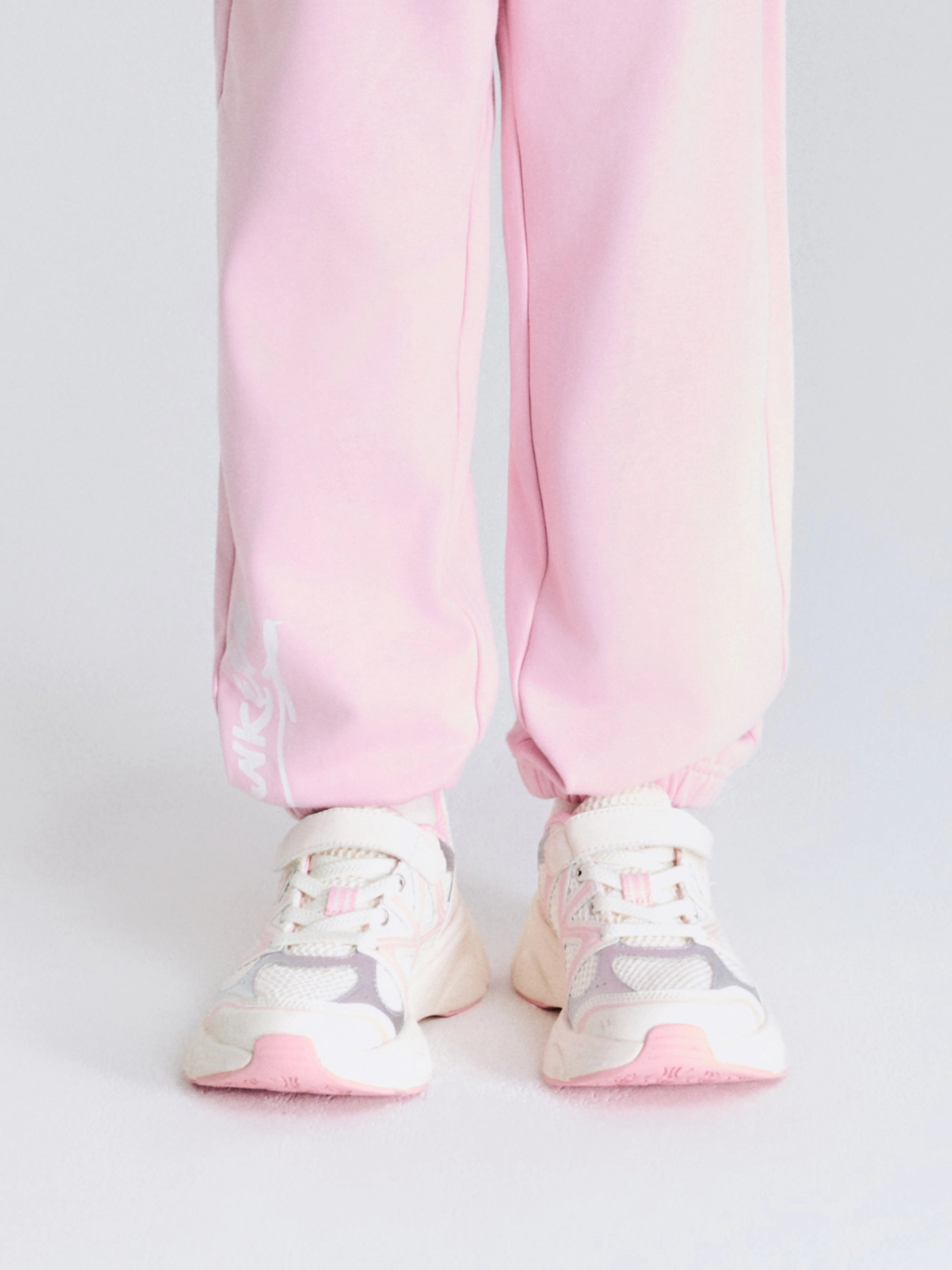 Ace Runner Ny Junior Fashion Forward