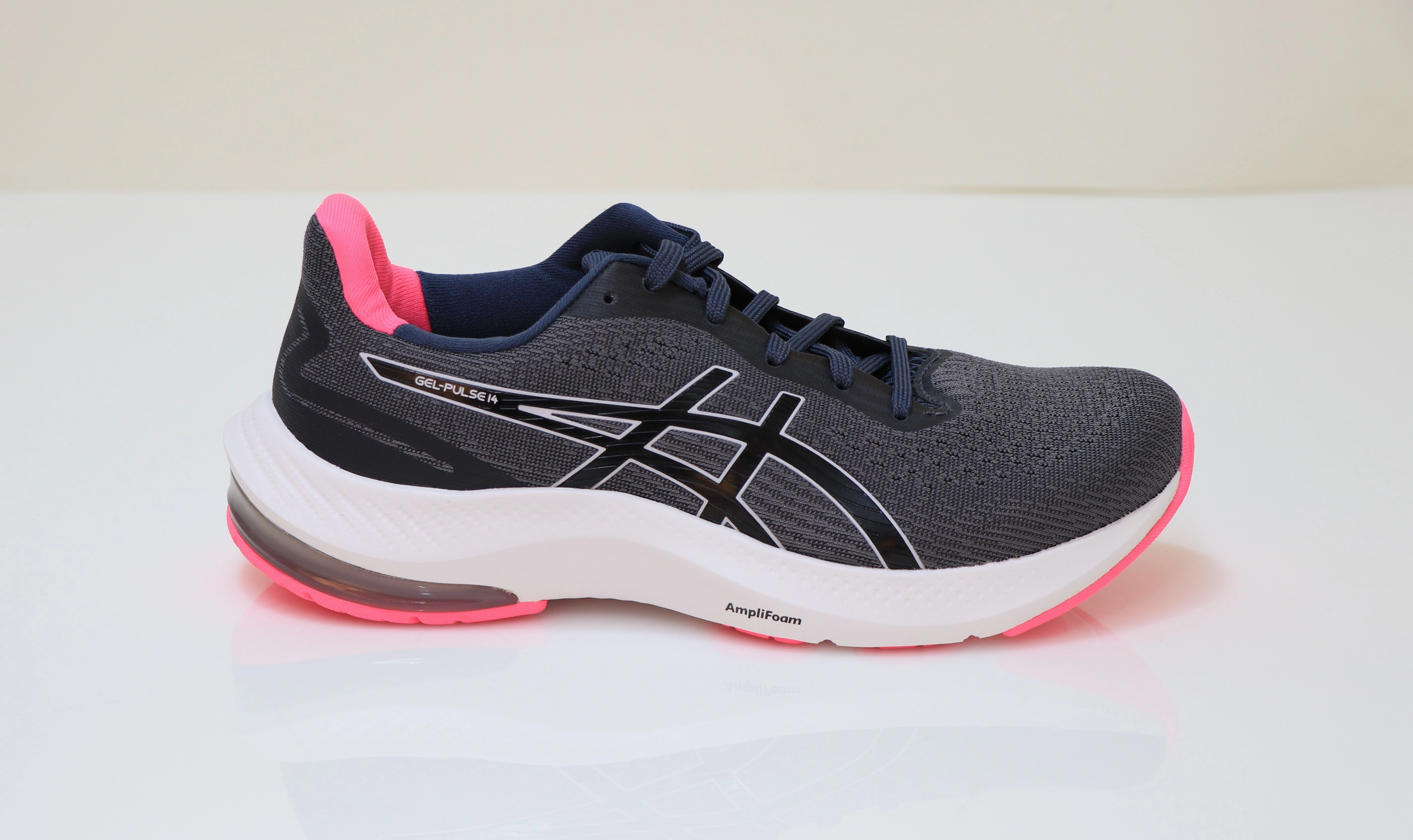ASICS Gel Pulse 14 kids' sports footwear slow run