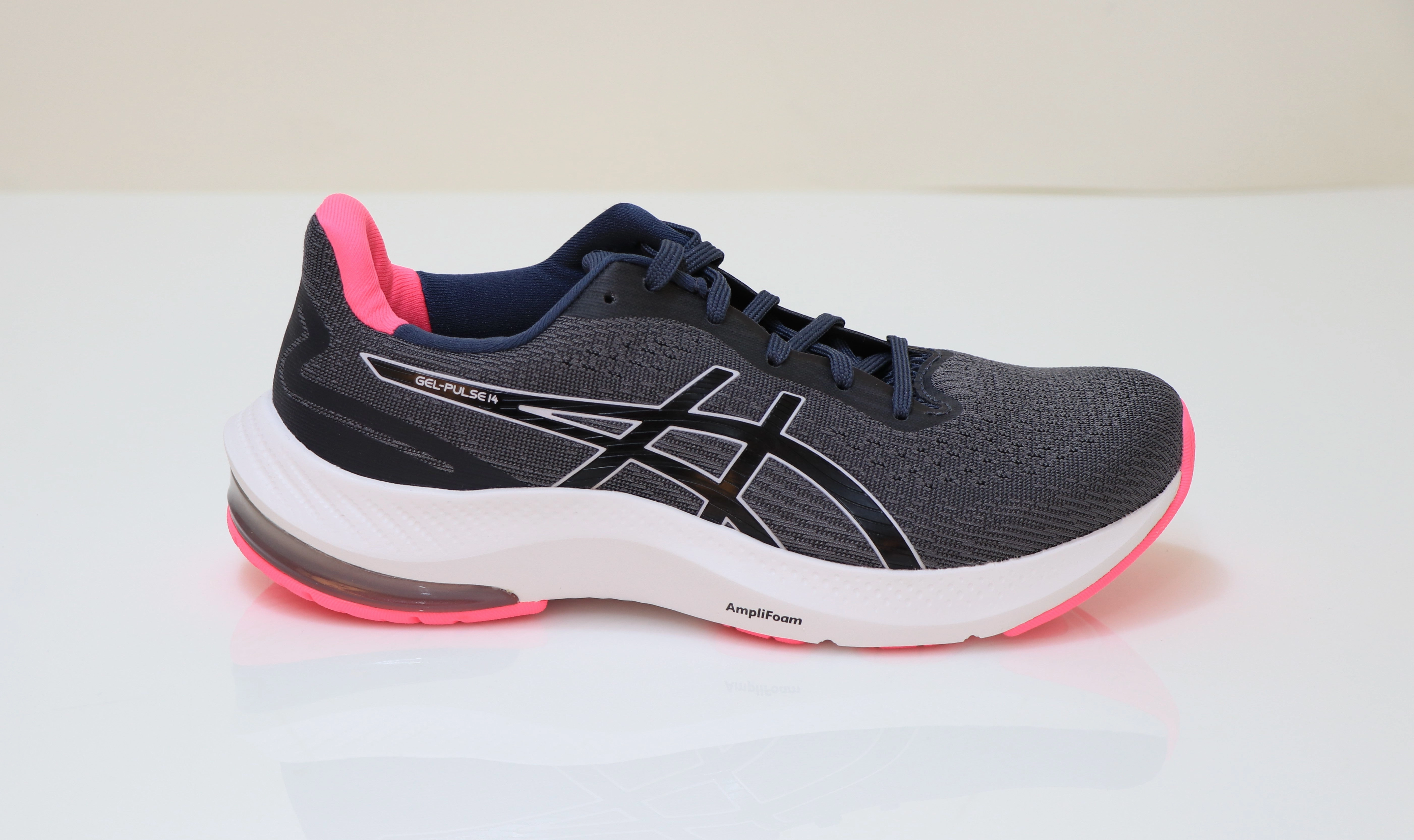 ASICS Gel Pulse 14 kids' sports footwear slow run