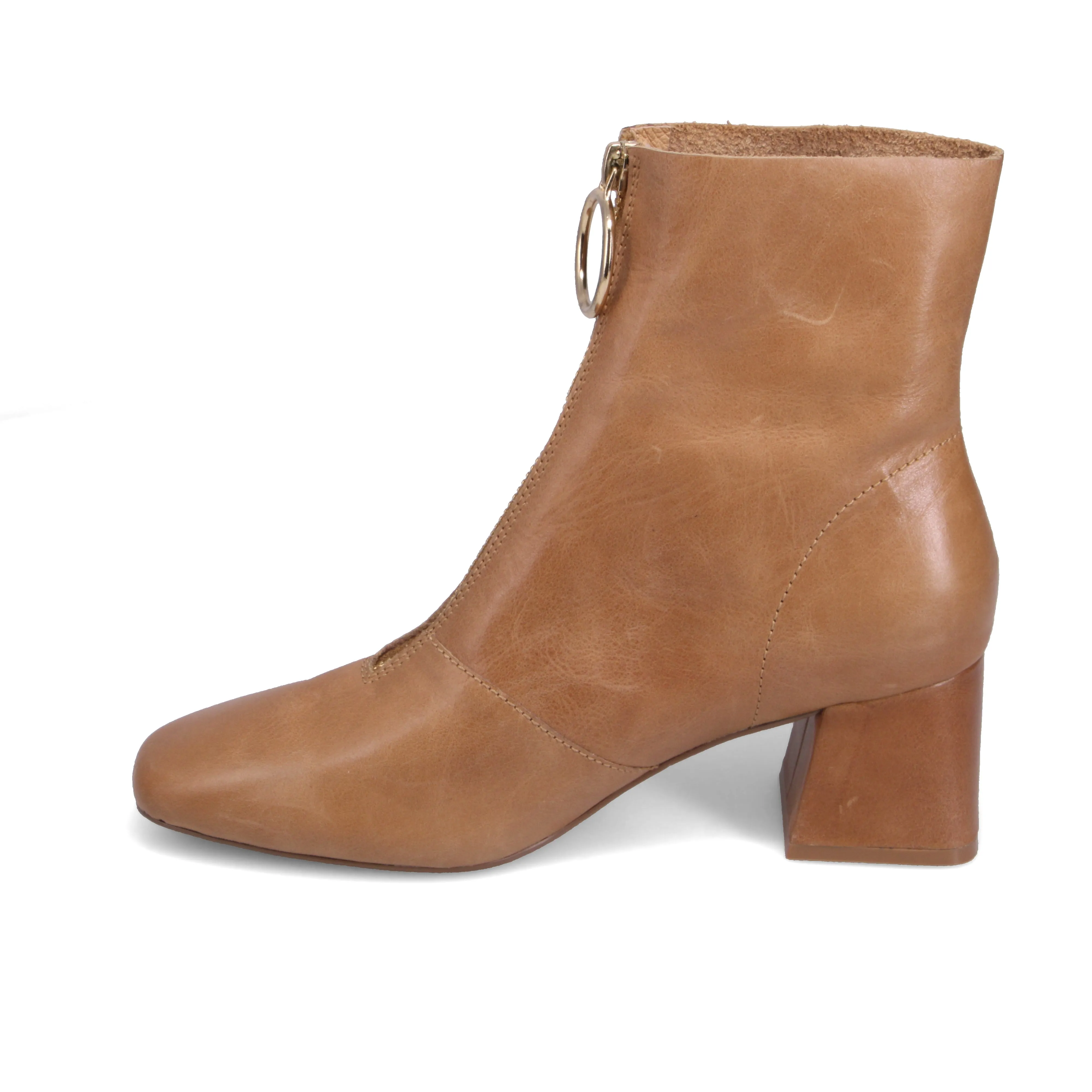 Neutral Build Mountain Climbing Vella - Tan