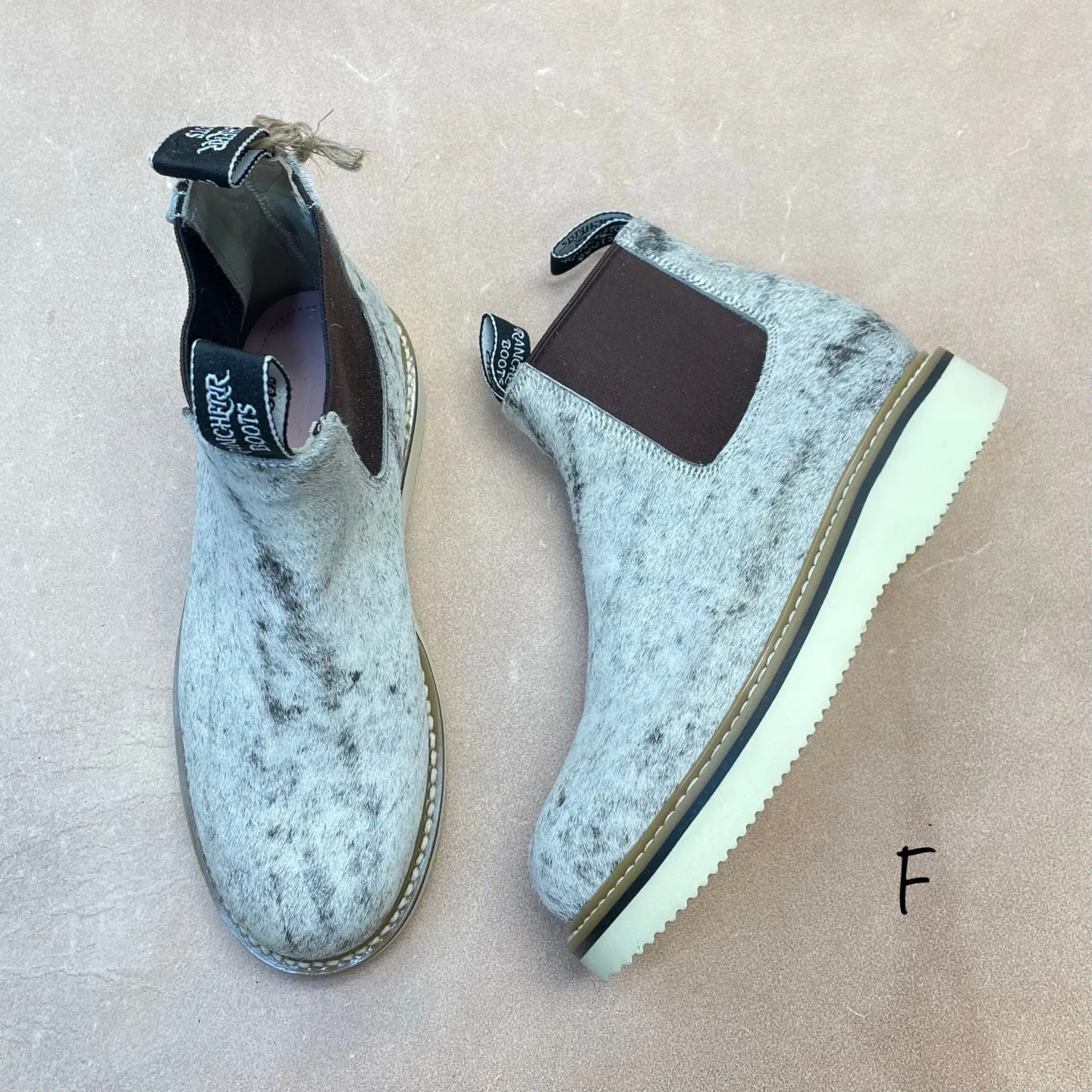 Daily Essentials High Heel Cowhide Lechera - Size 7.5