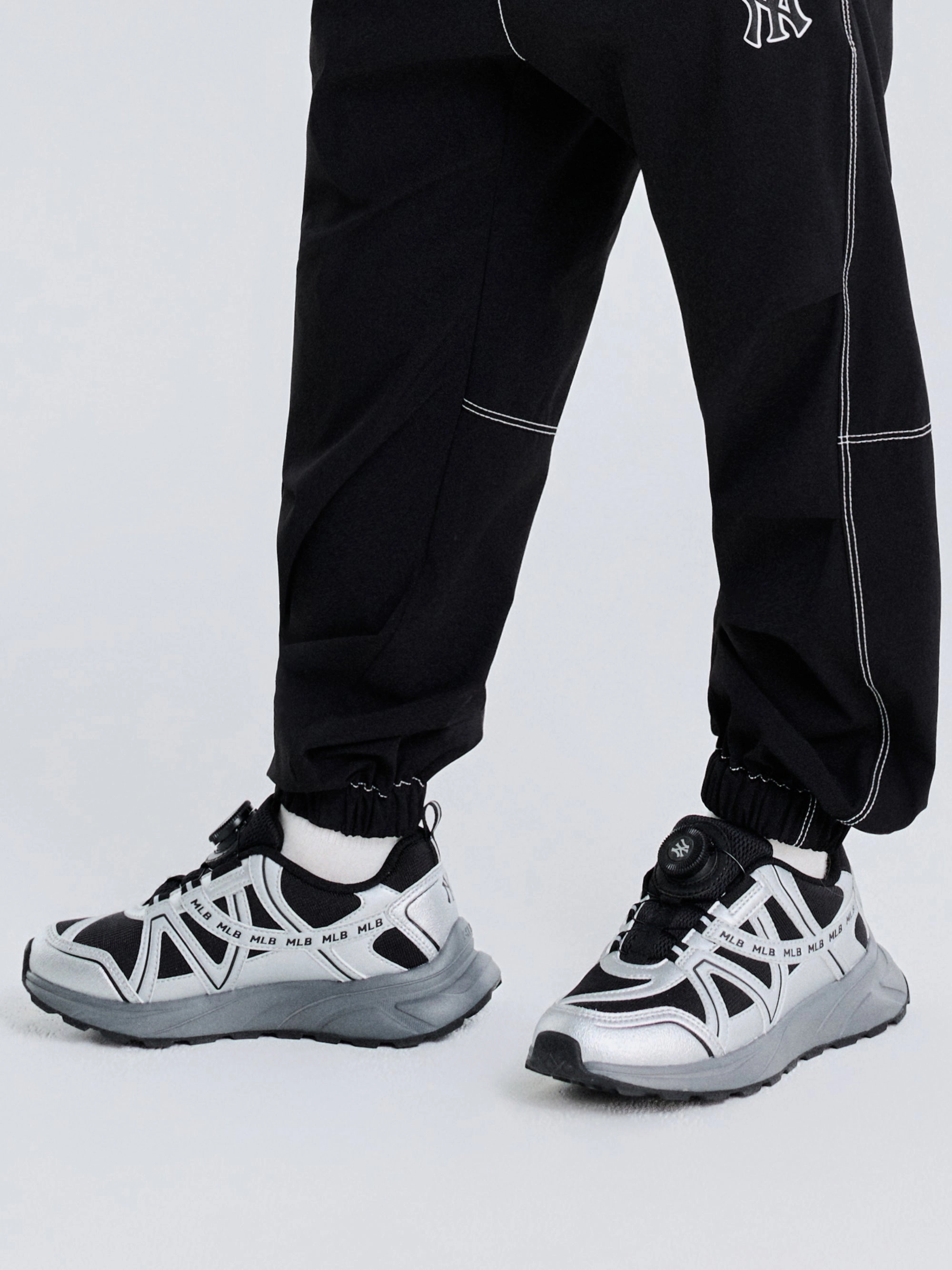 Chunky Ground Fashion Accessory LaceUp