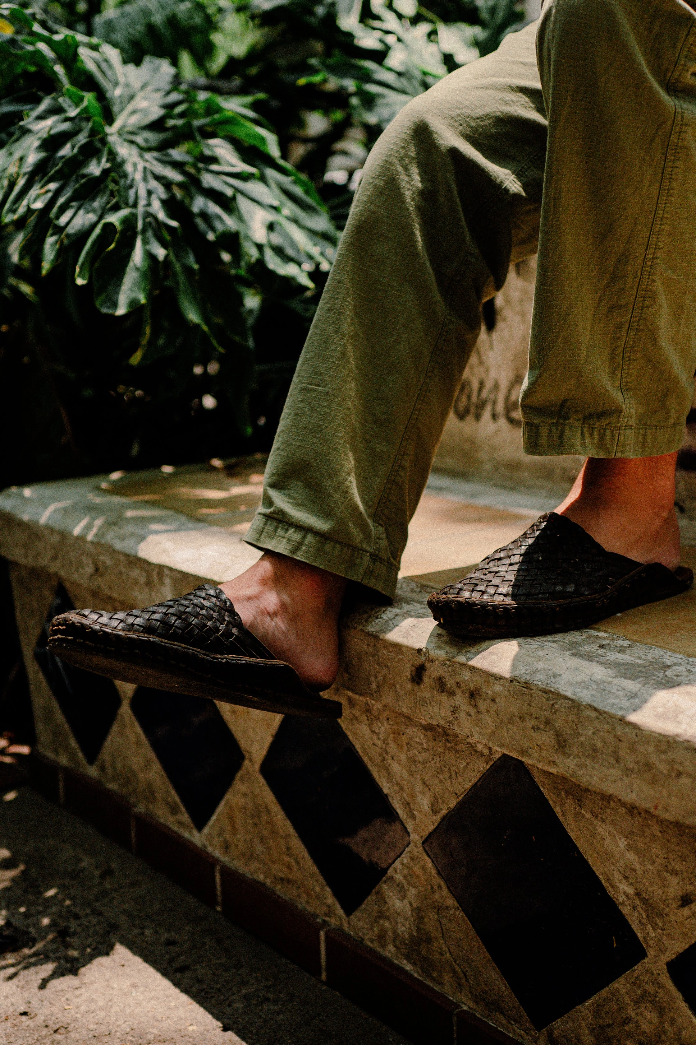 Woven City Slipper in Charcoal Sleek Finish