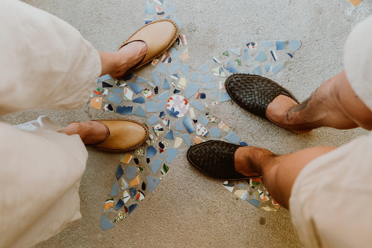 Anti   Odor Restful Fit Woven City Slipper in Charcoal