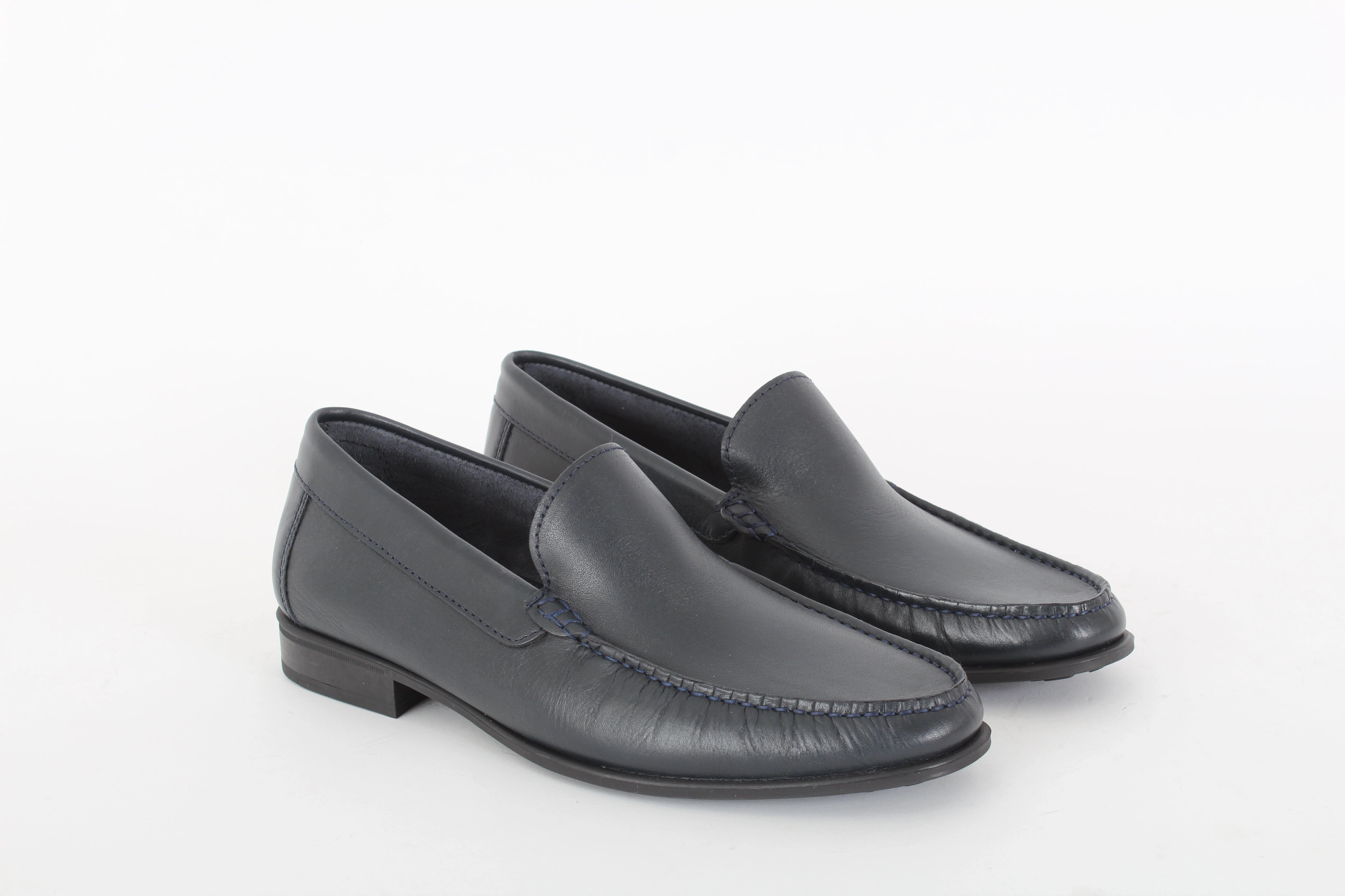 Winter Ready Modern Shade ARIZONA JOE Slip-on loafers