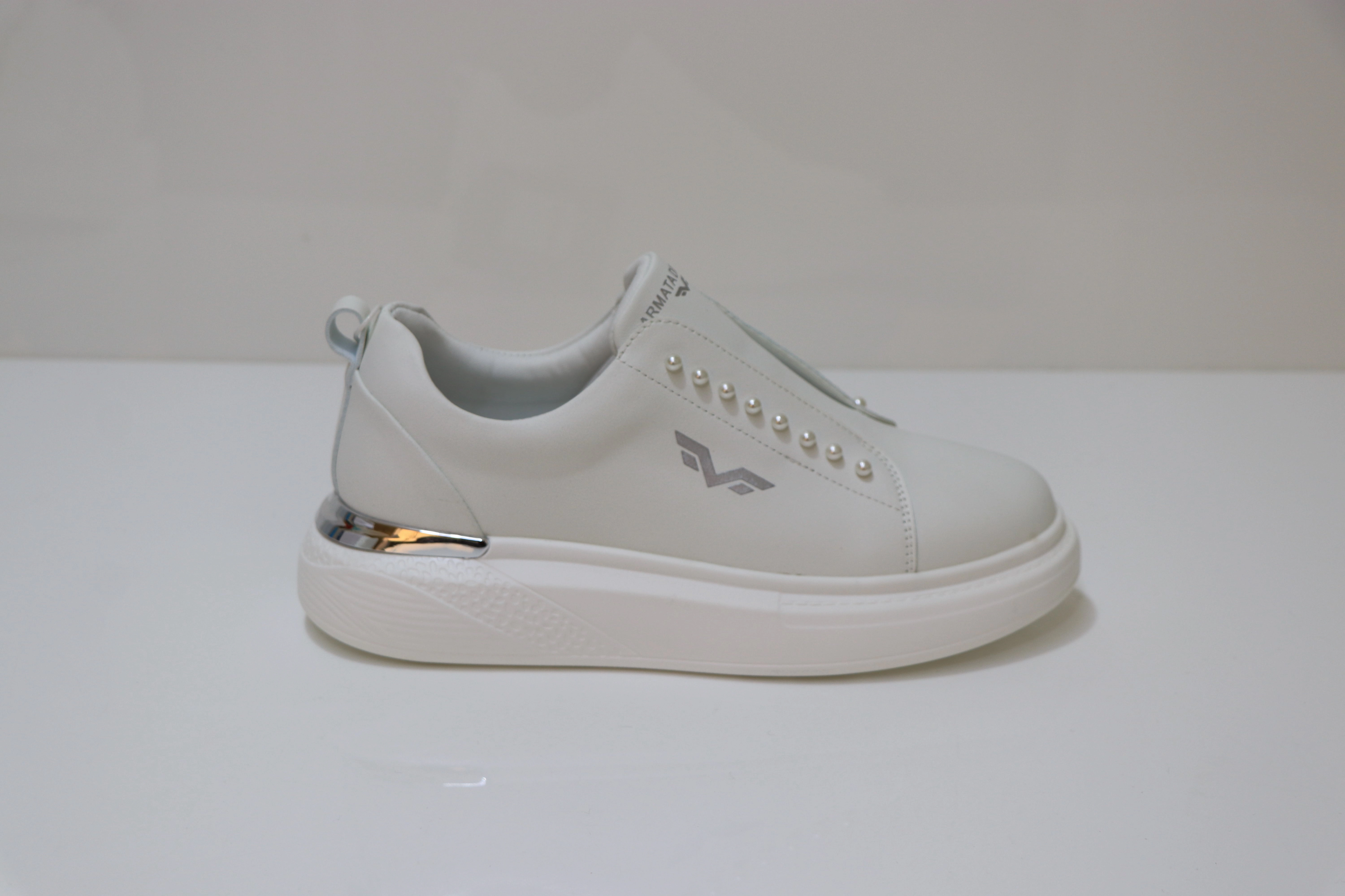 Running essentials running in a desert shoes ARMATA DI MARE