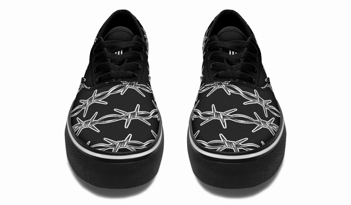 Queen Fit Bone Aid Barbed Wire Classic Shoes