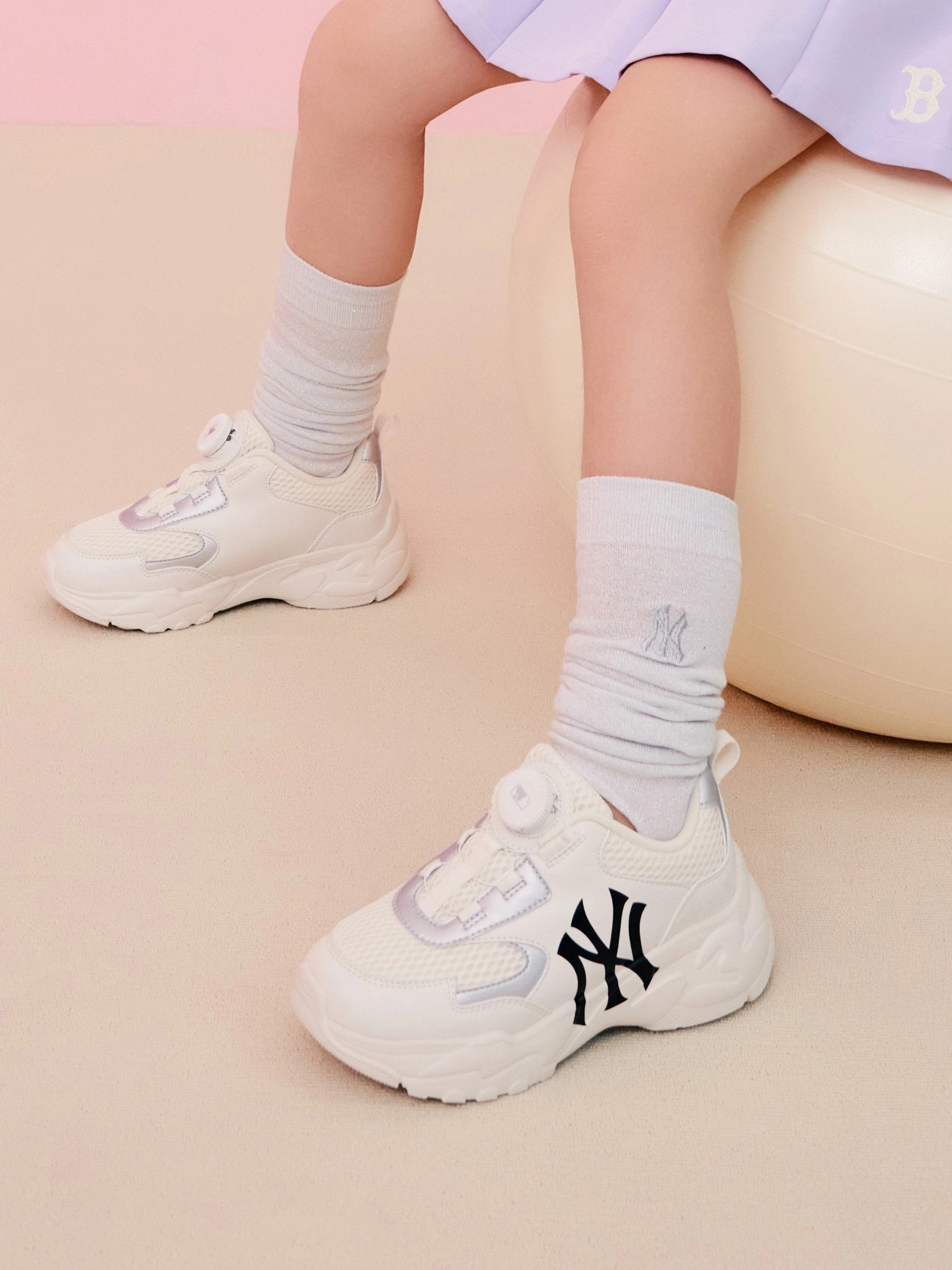 Bigball Chunky Dial Fire Side hiking adventure