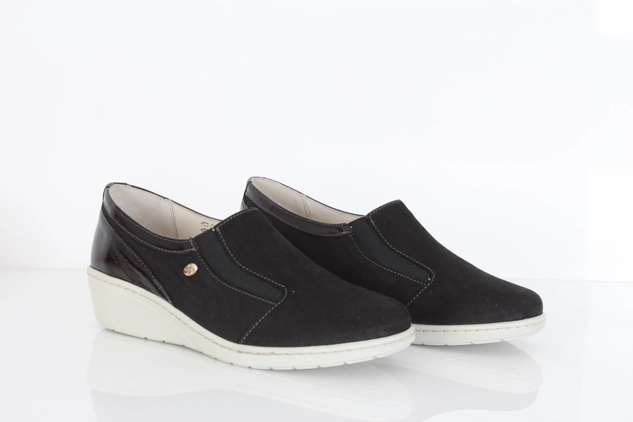 SANA GENS high - arch - feature shoes