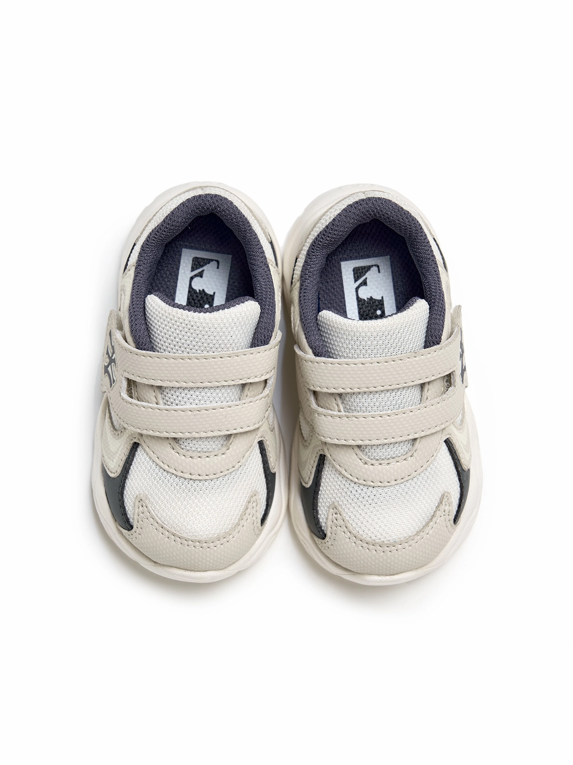 Cargo Chunky Baby Mobile App Integration