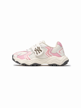 Sweat Wicking Heel Support Cargo Chunky