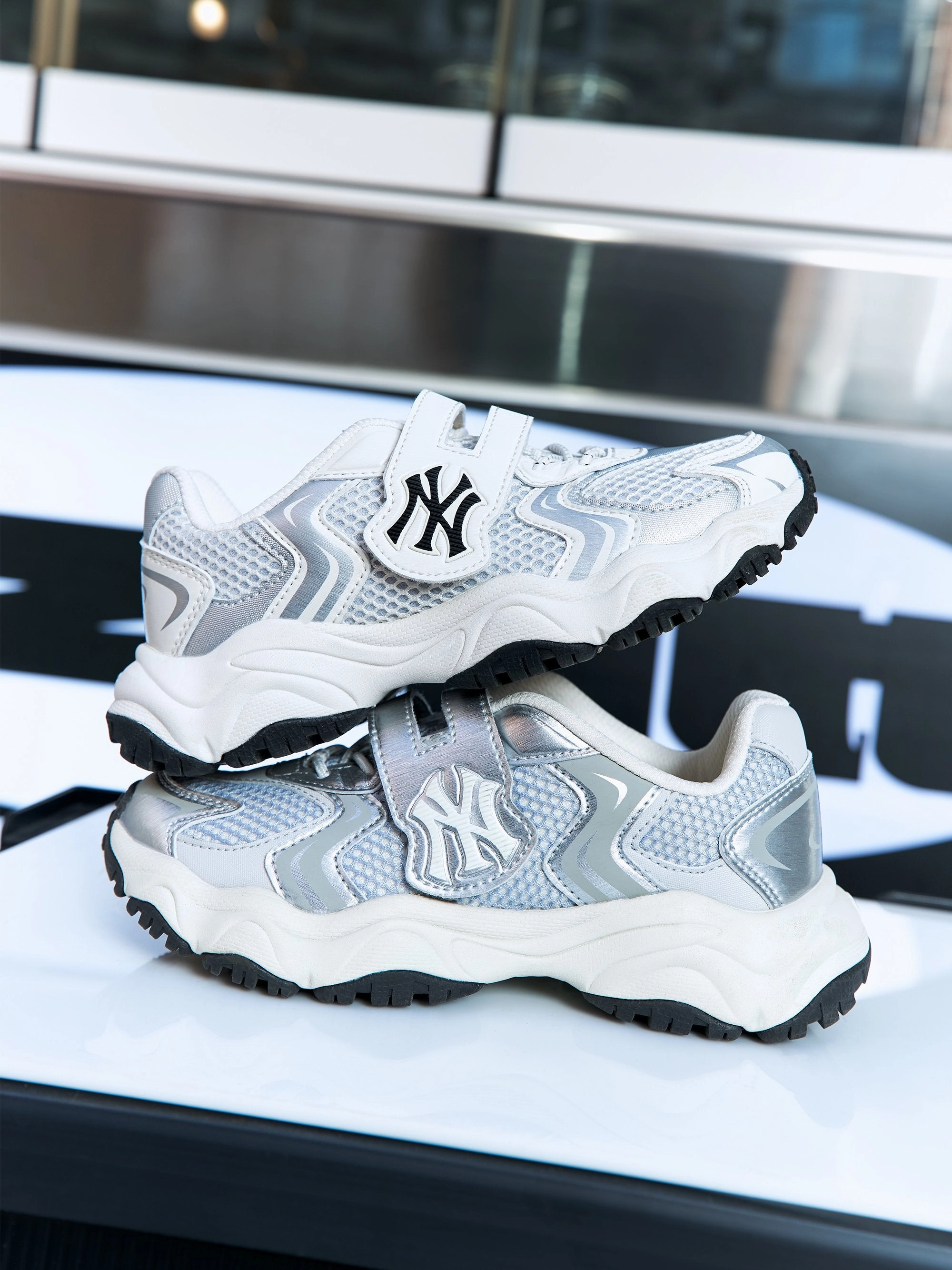 Chunky Cargo Toe Protection Trail grip