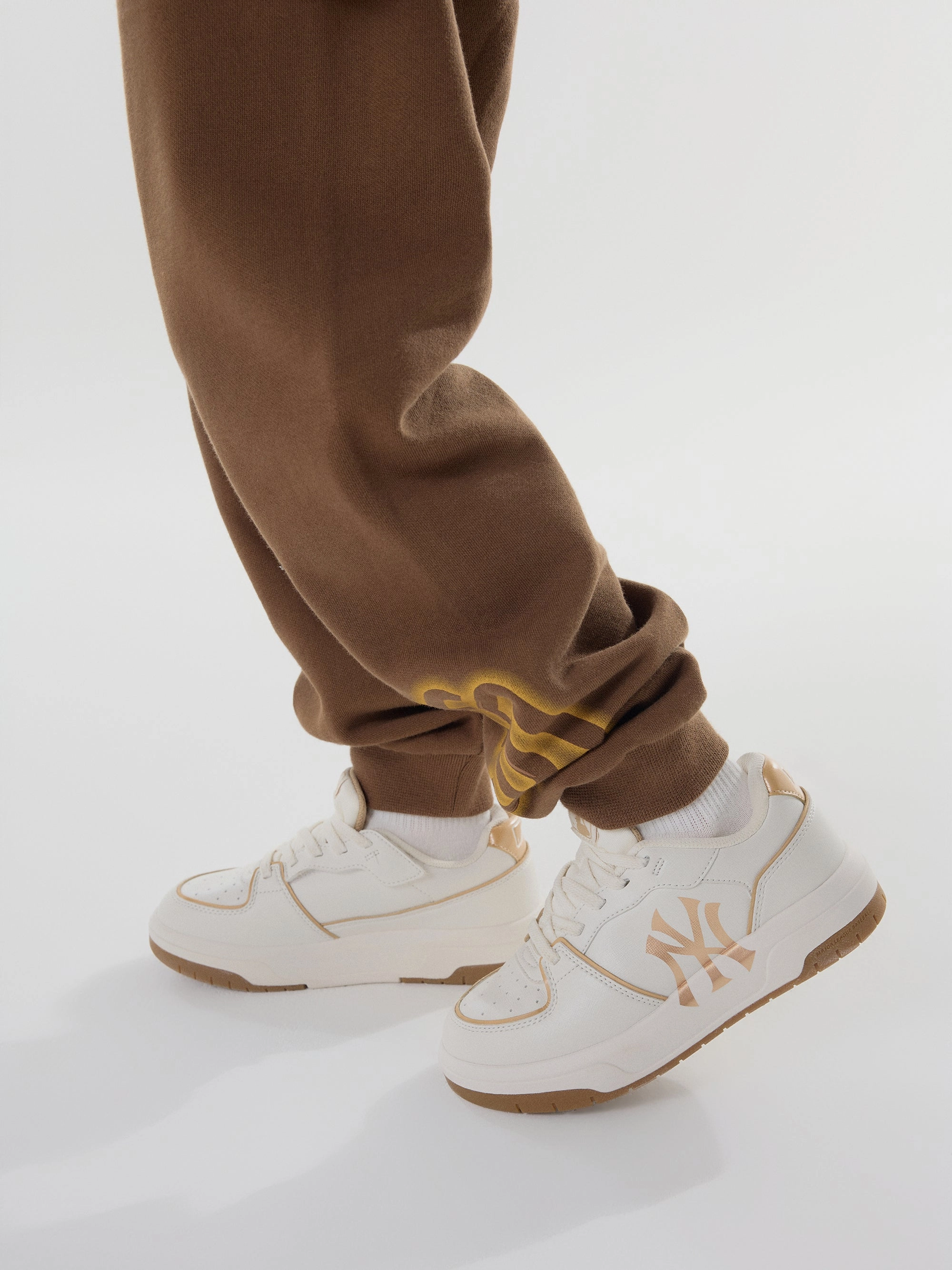 Chunky Liner Premium Neutral Build Padded Liner