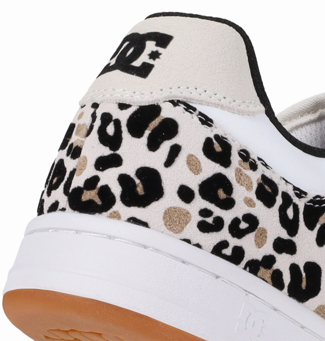 ventilation - rich running option Full Foot Protection Women's Manteca 4 Shoes