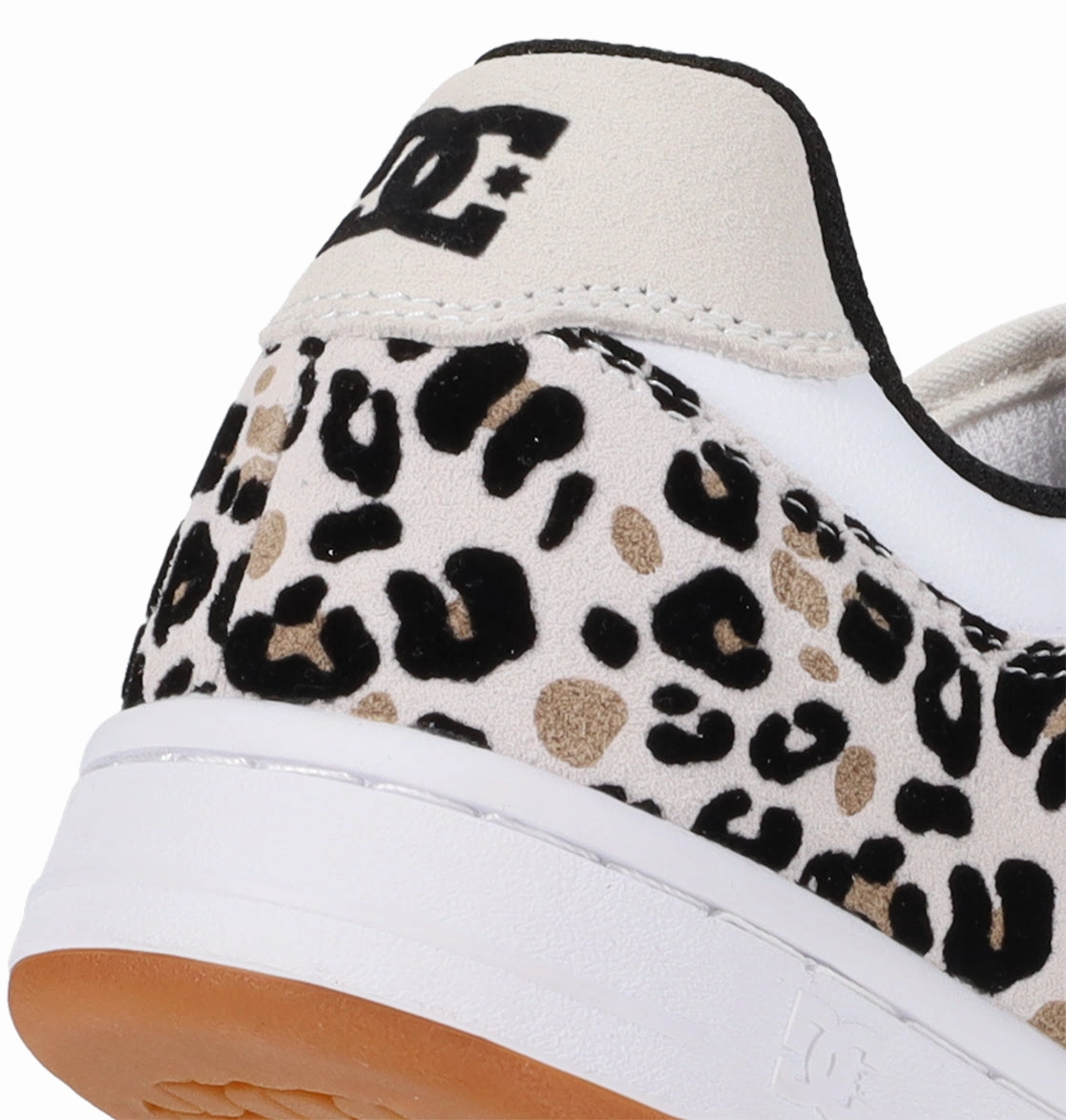 ventilation - rich running option Full Foot Protection Women's Manteca 4 Shoes