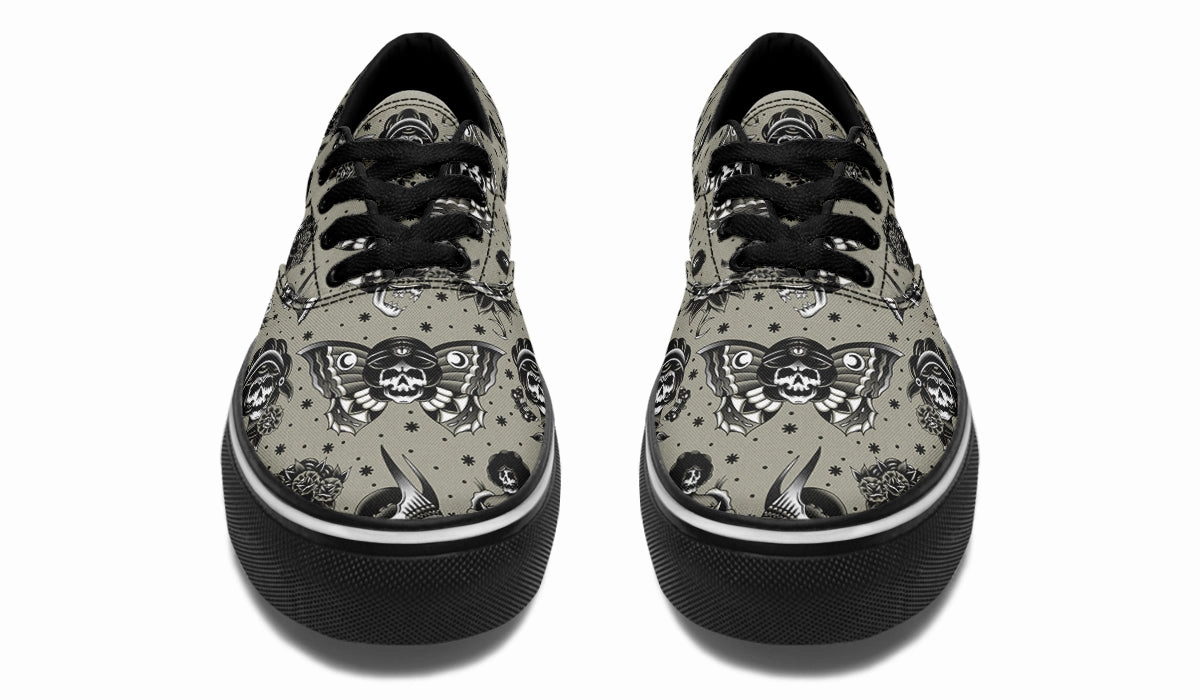 Classic Dead Girls Classic Shoes Breathable Material