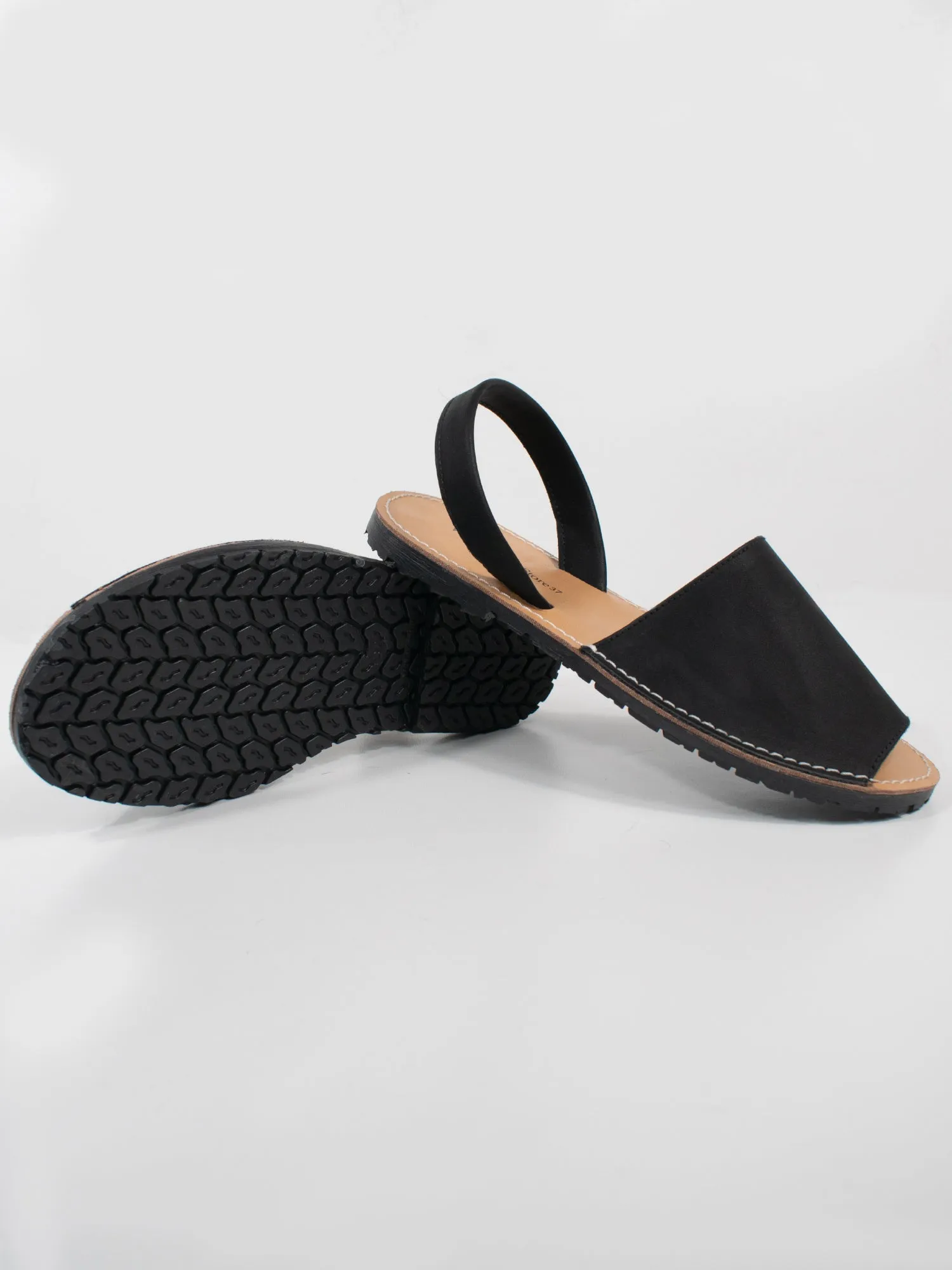 Minimal Mood Reinforced Flat Sandals