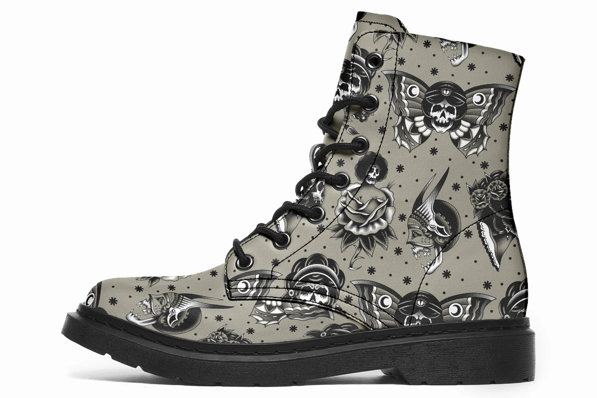 Classic Dead Girls Boots Star Walk Spanish Bold