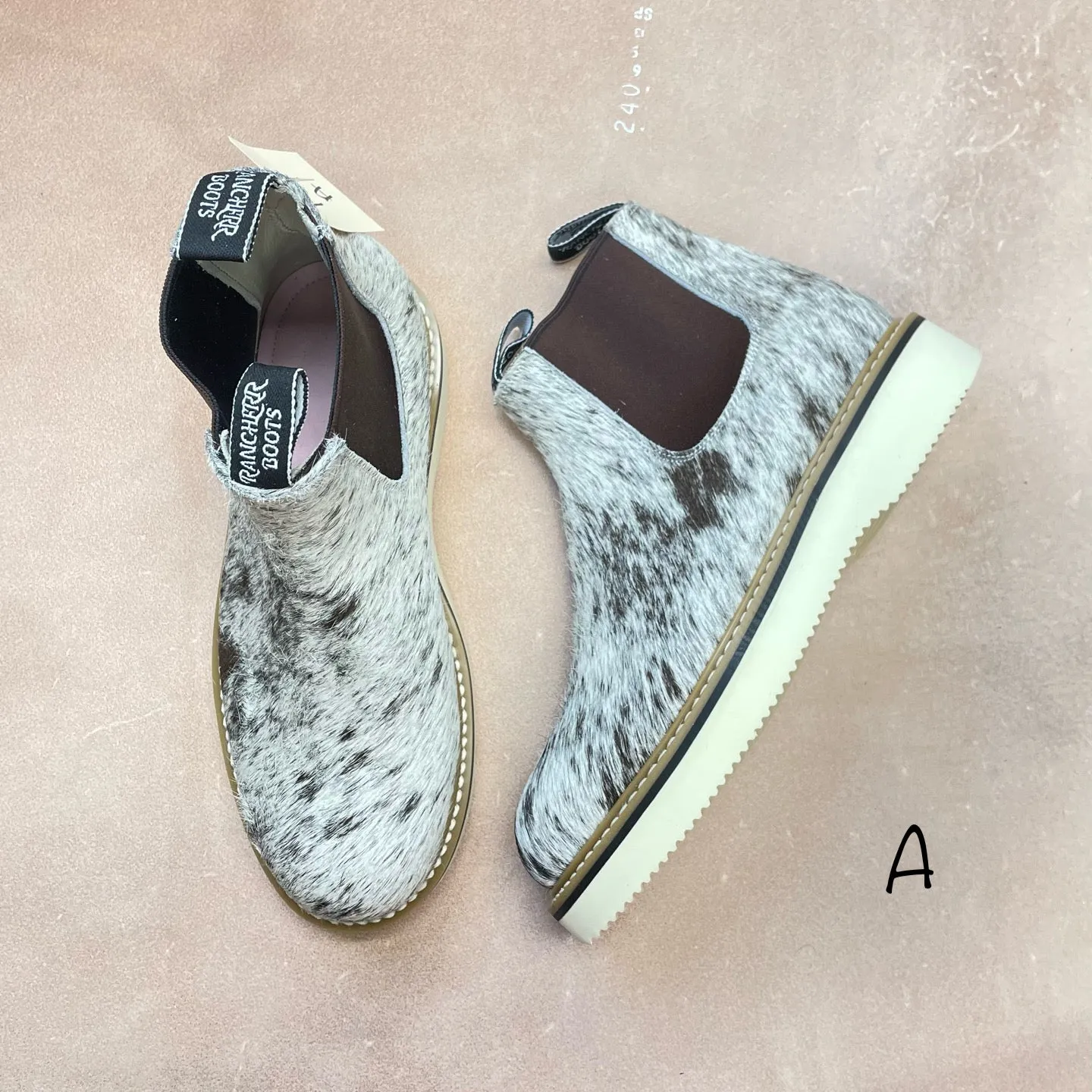 Cowhide Lechera - Size 10 Quiet Chic