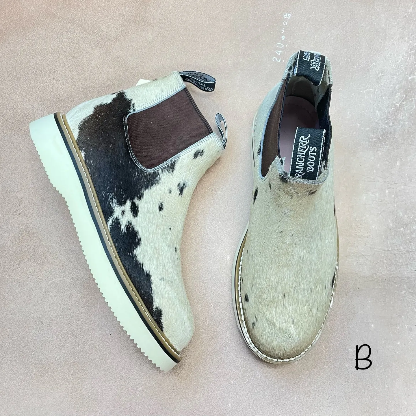 Comfort Zone Cowhide Lechera - Size 10