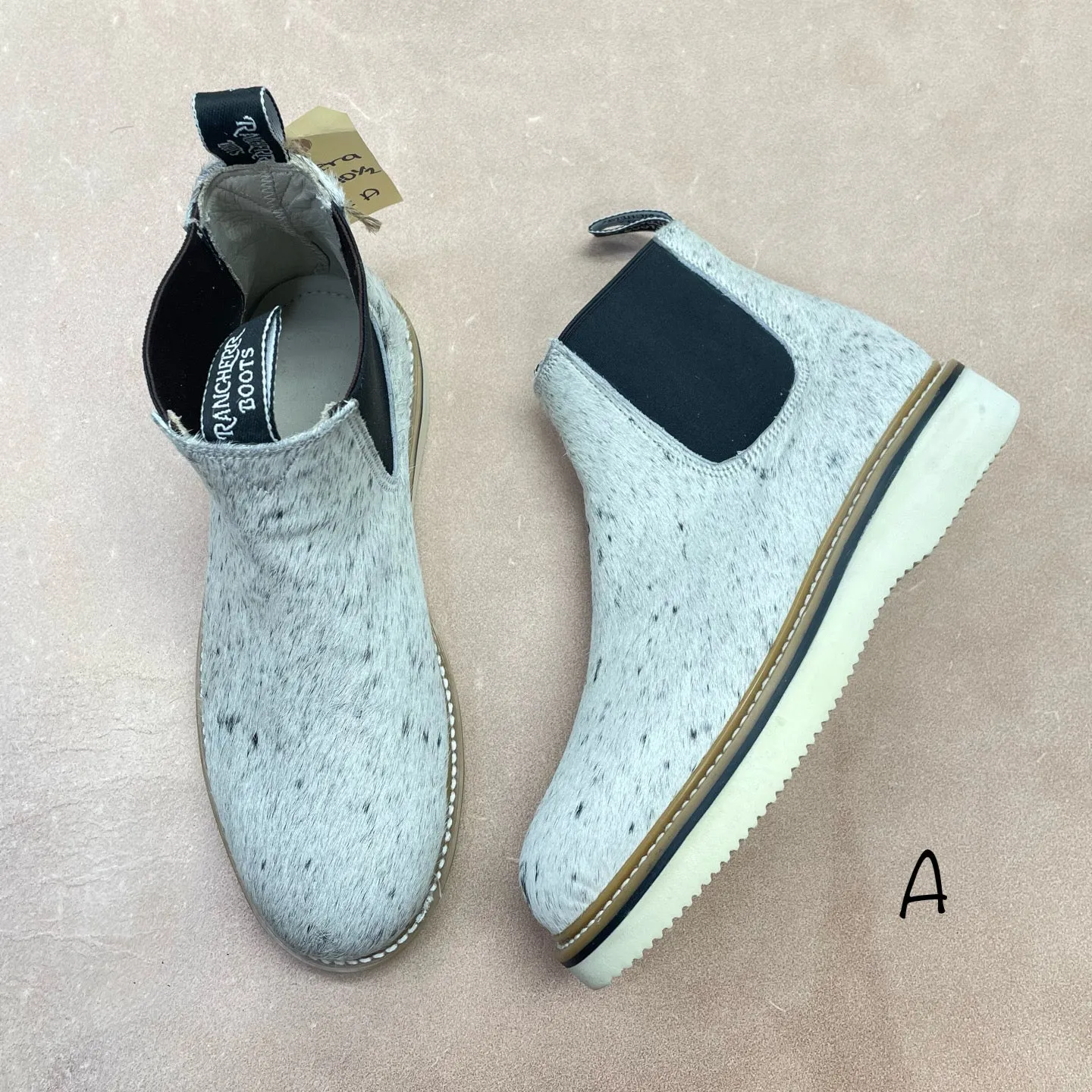 Cowhide Lechera - Size 10.5 Sturdy Construction