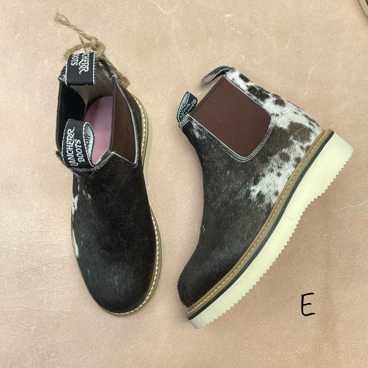 Leather Cowhide Lechera - Size 6.5