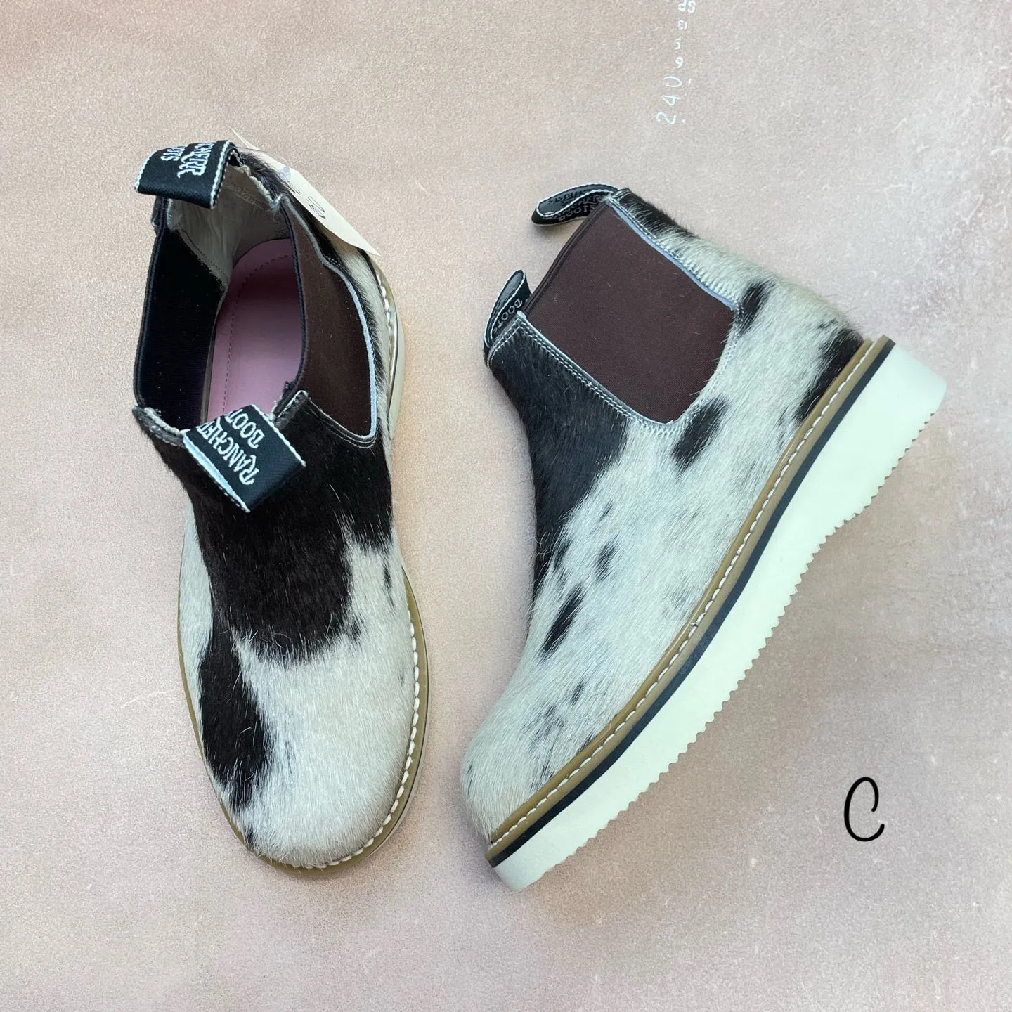 Cowhide Lechera - Size 8.5 Hope Step Seamless Style