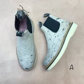 Cowhide Lechera - Size 9.5 Soft outsole Cold Weather