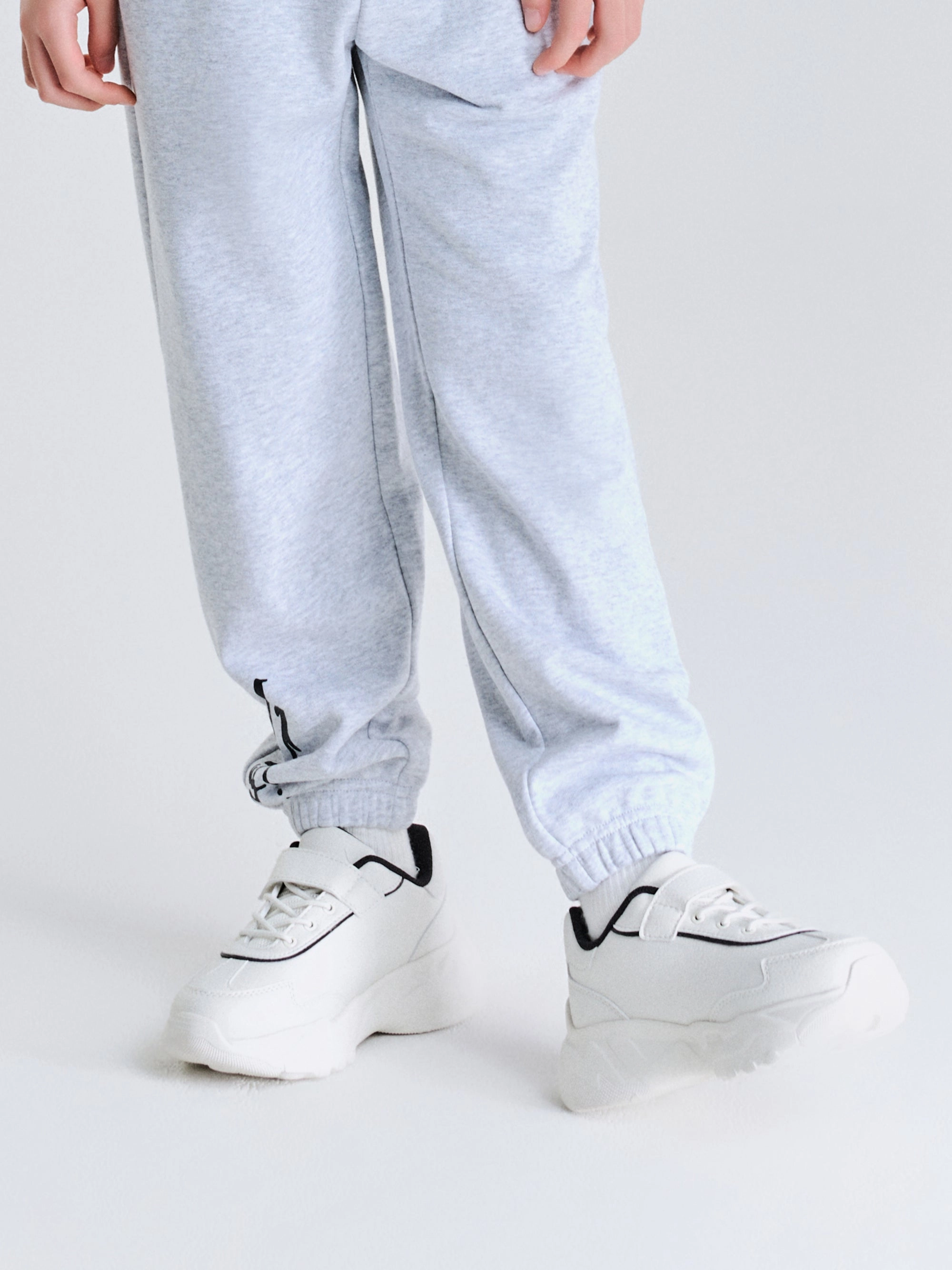 Bigball Chunky Cursive Easy on Timeless Look