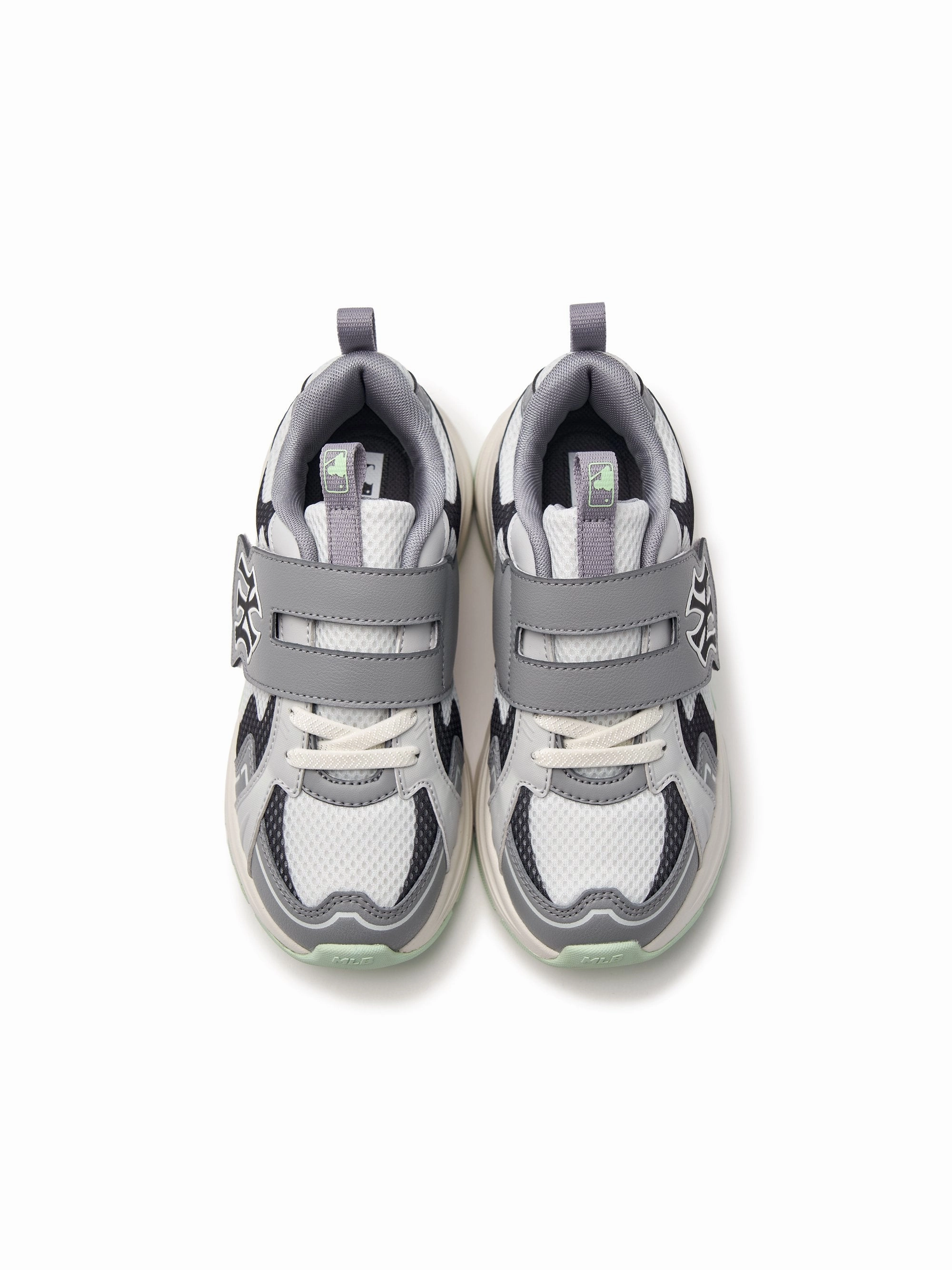 Outdoor Ready Curve Runner