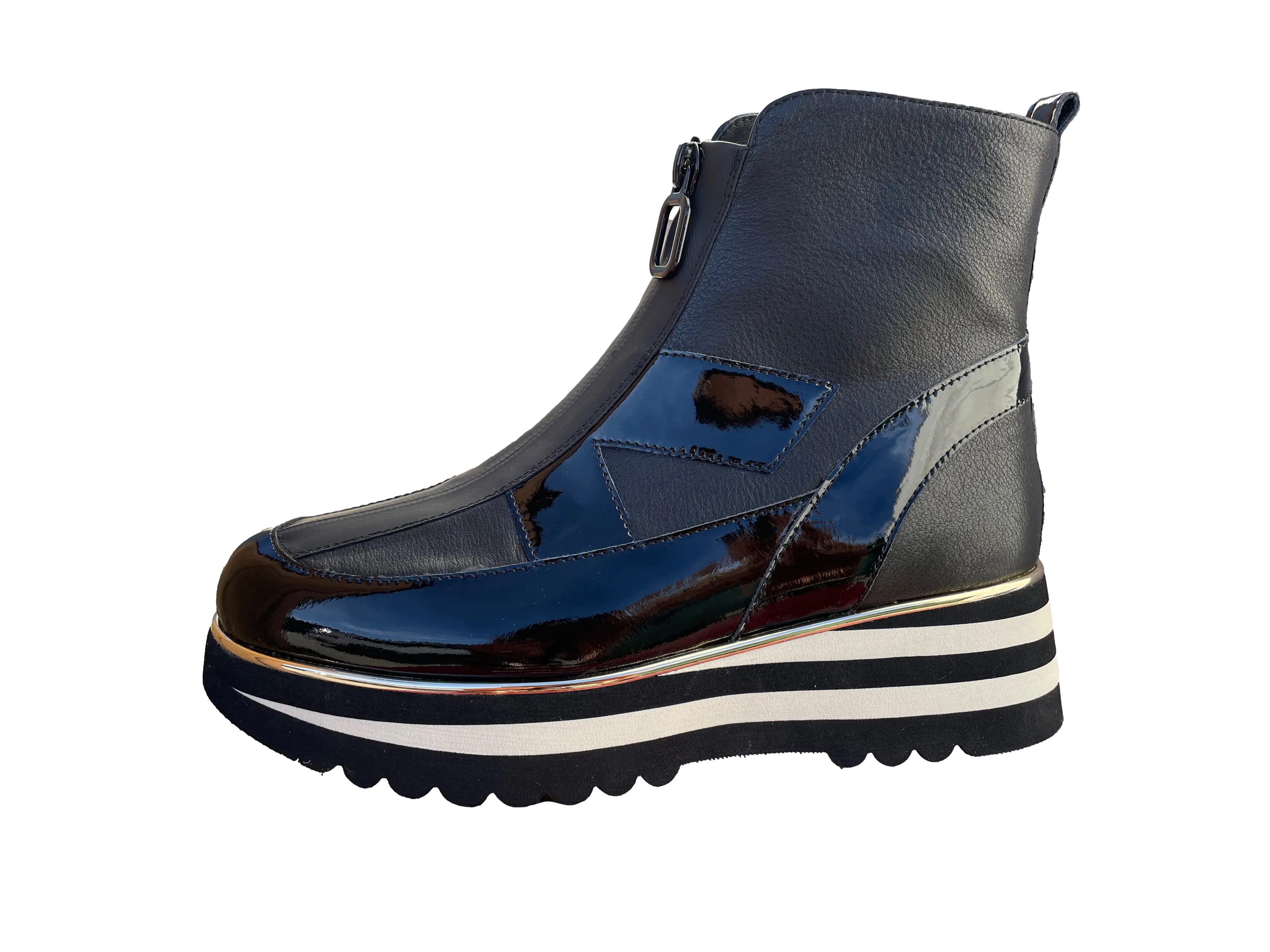 Insulated Fit Trail Ready Footwear DJANGO & JULIETTE EBBIELA