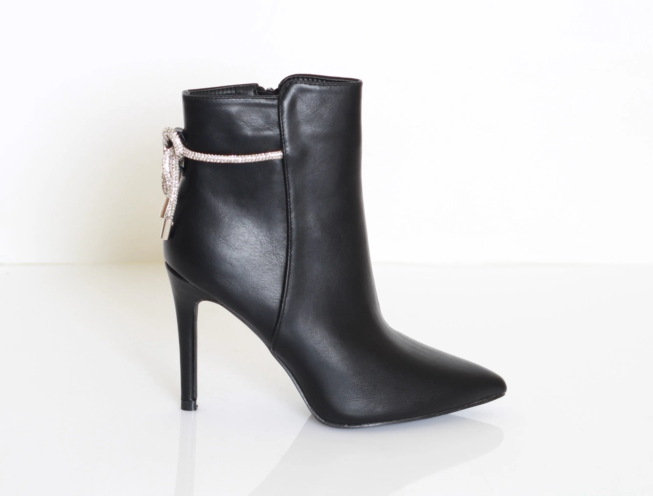 EQUIPE Stiletto Ankle Boots Urban Feel Stretchable