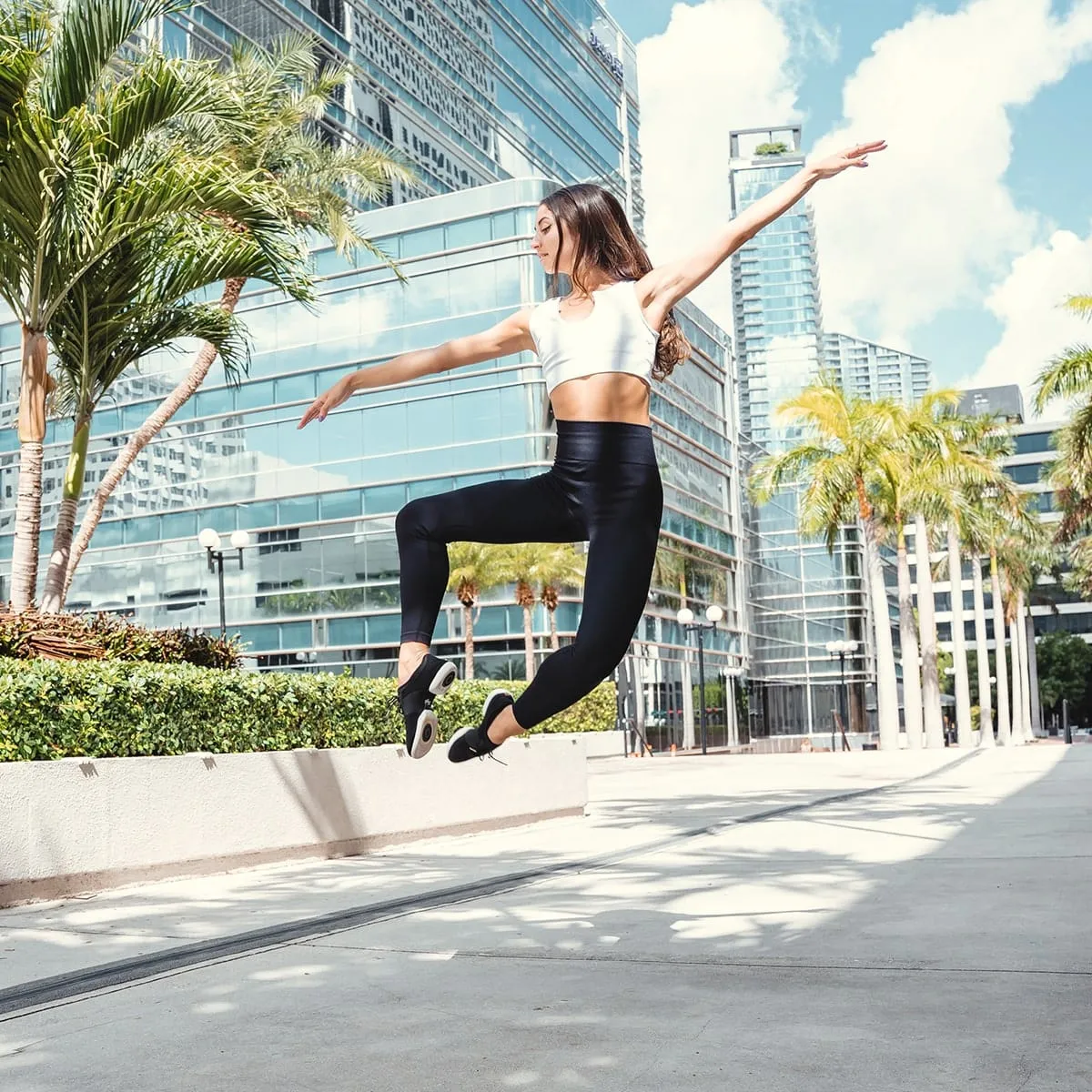 Black | Split-sole (Collective) Custom Fit