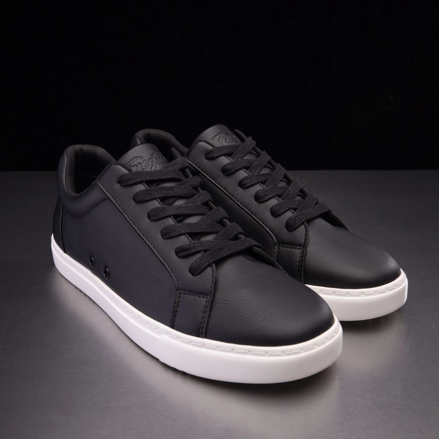 Comfort Grip Fuego Dance Shoes Black | Low-top (Collective)