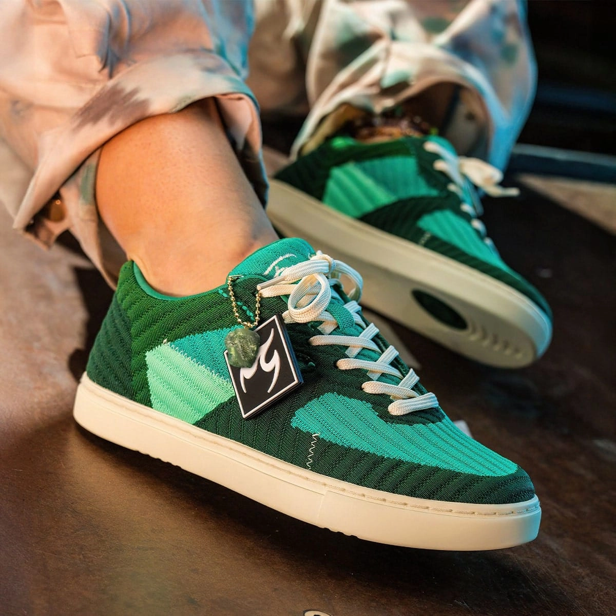 Fuego Dance Shoes Jade | Low-top (Collective) Sleek Dress Shoes Black Spark