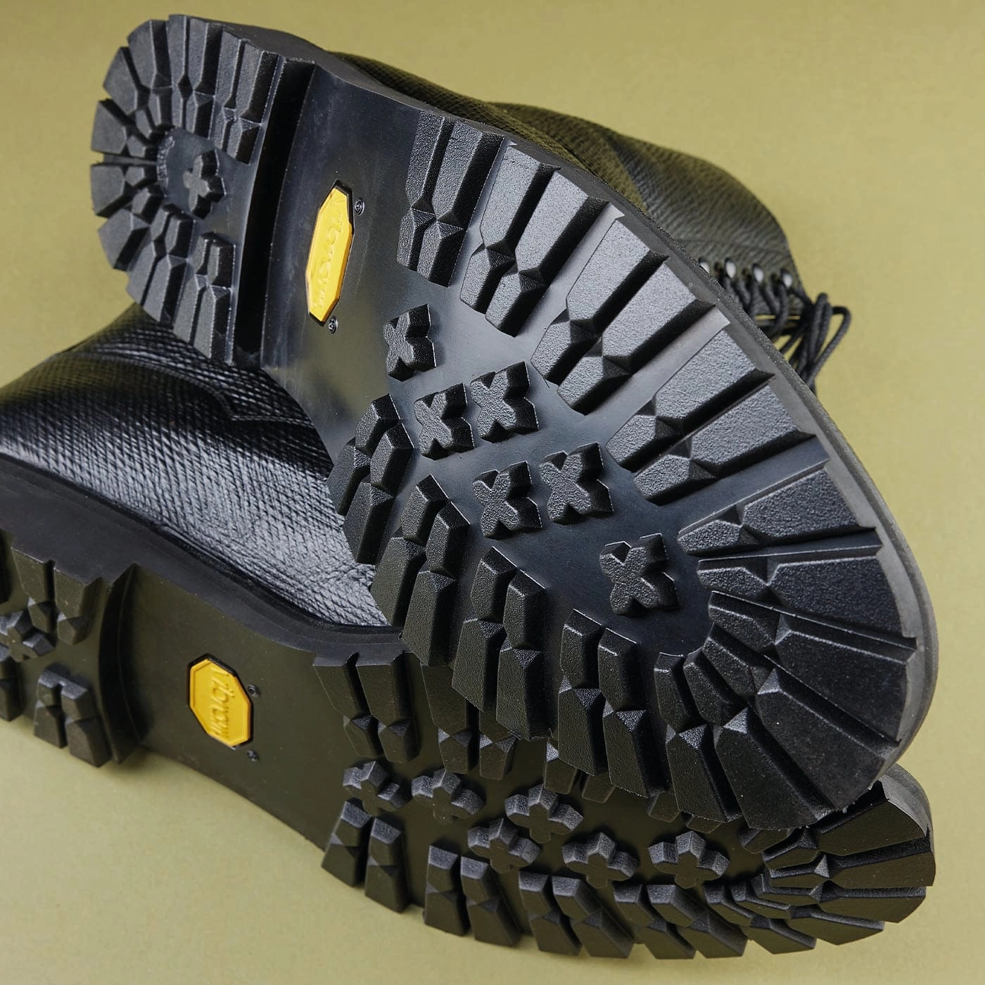 Grizedale Black Russian Grain Fast Wear Eco Friendly