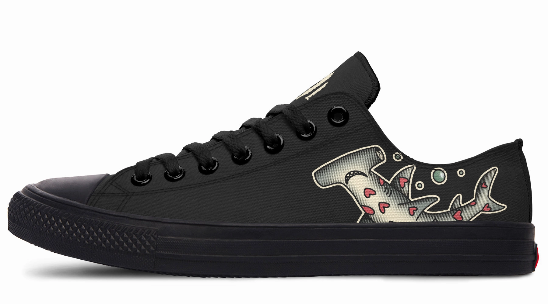 Hiking Mood Hammerhead Hearts Low Tops