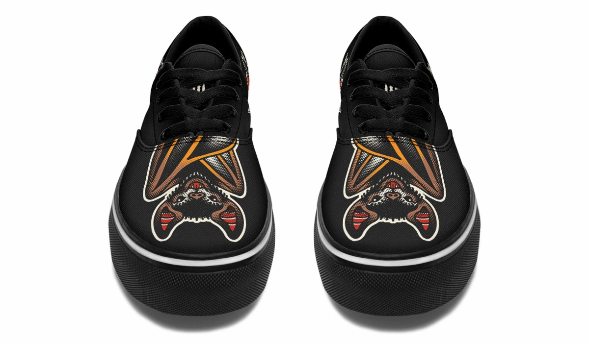 Deep Grip Hanging Bats Classic Shoes