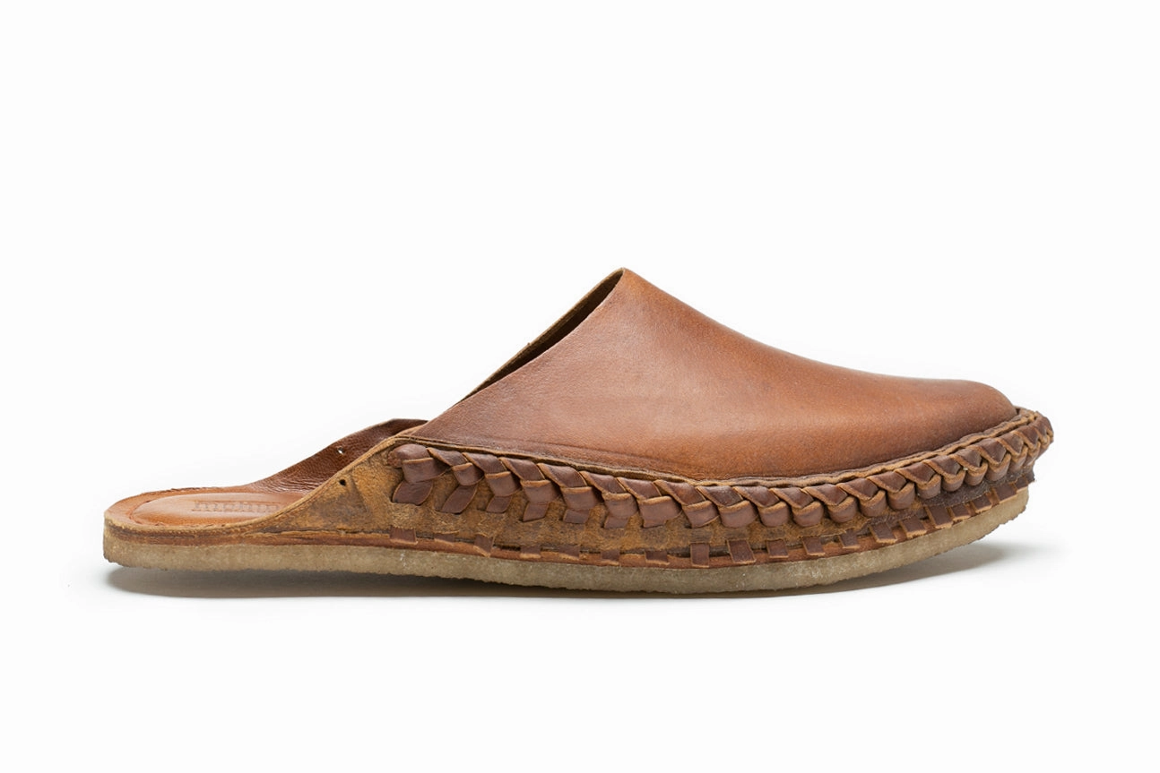 Heritage Solid City Slipper in Walnut Comfort Strapping