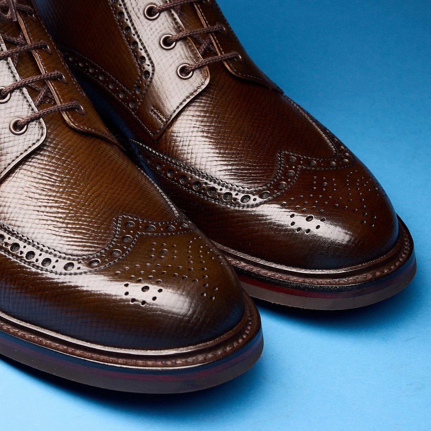 Arctic Cool Stylish Versatility Islay Dark Brown Hatch Grain Cordovan