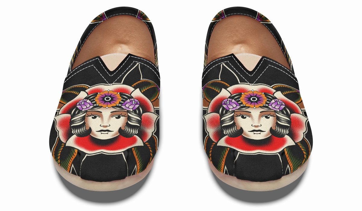 Casual Play Mode Blooming Girl Head Casual Shoes