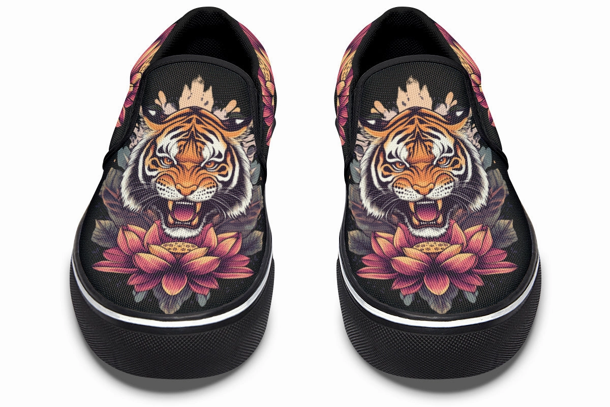 Lotus Tiger Slip On Shoes Curve Hug