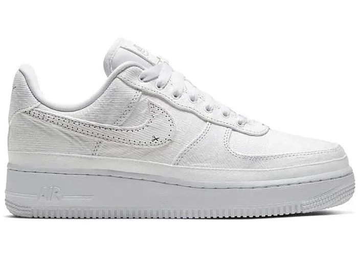 Feather Light Urban Stroll Nike Air Force 1 LX Tear Away White (w)