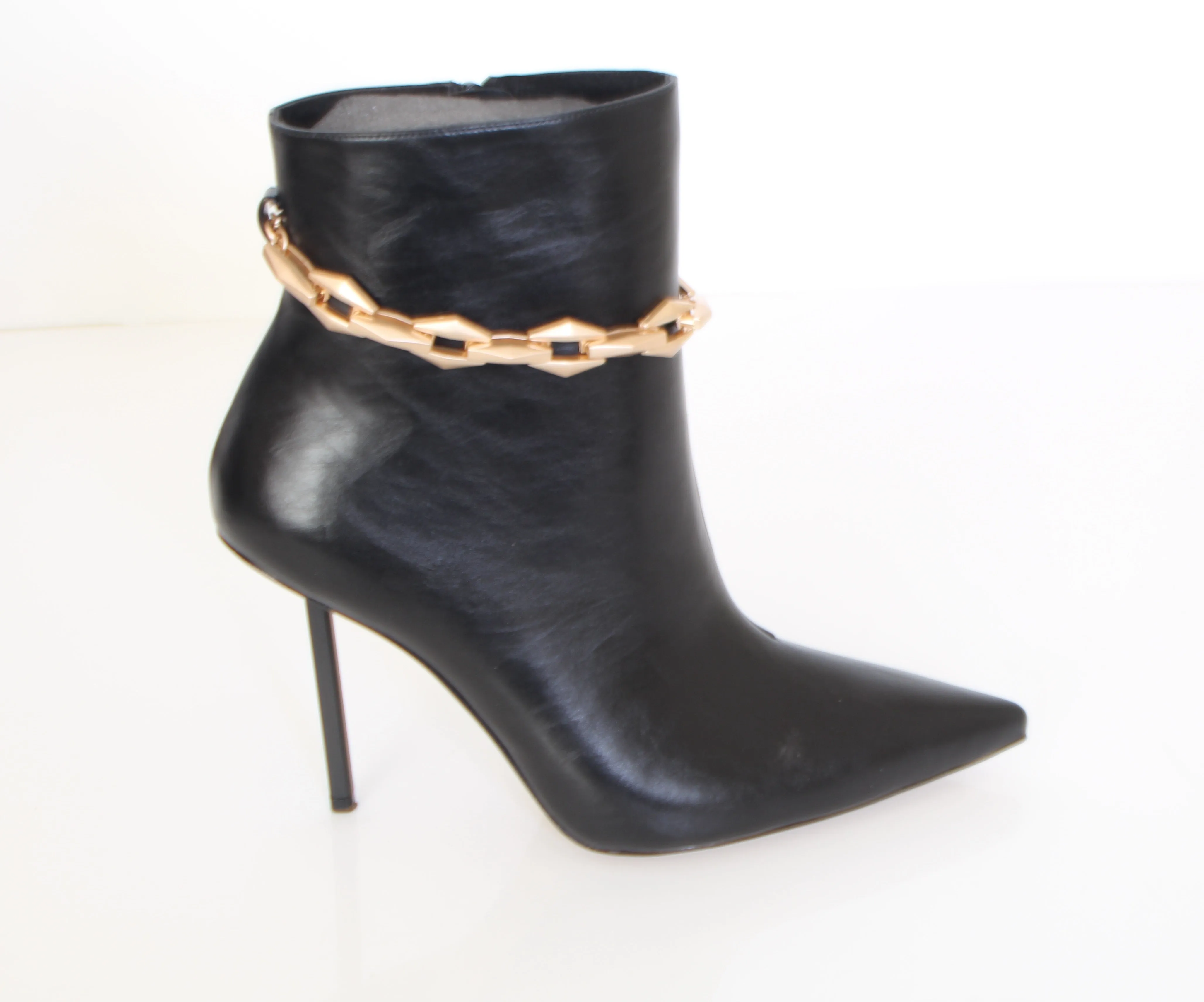 Day To Night PINO VERDE Booties with Chain