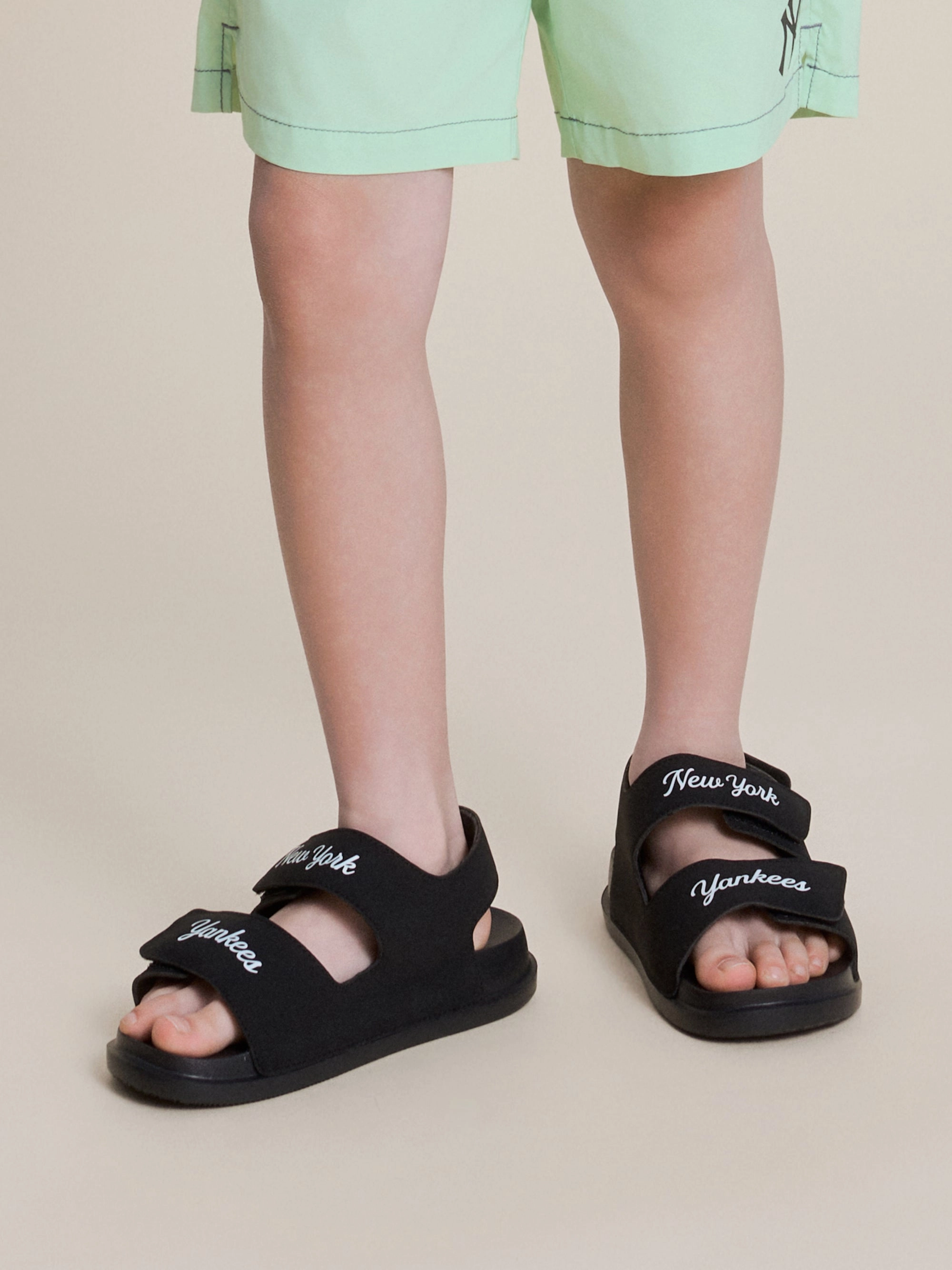 wellness Stylish Flats Mound Sandals