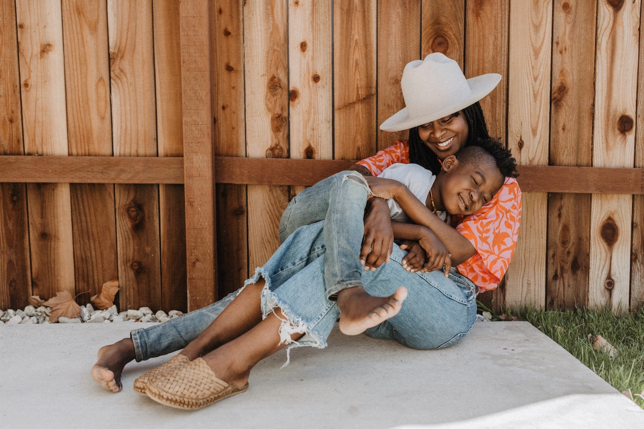 Relaxing Slip Woven Slide in Honey   No Stripes