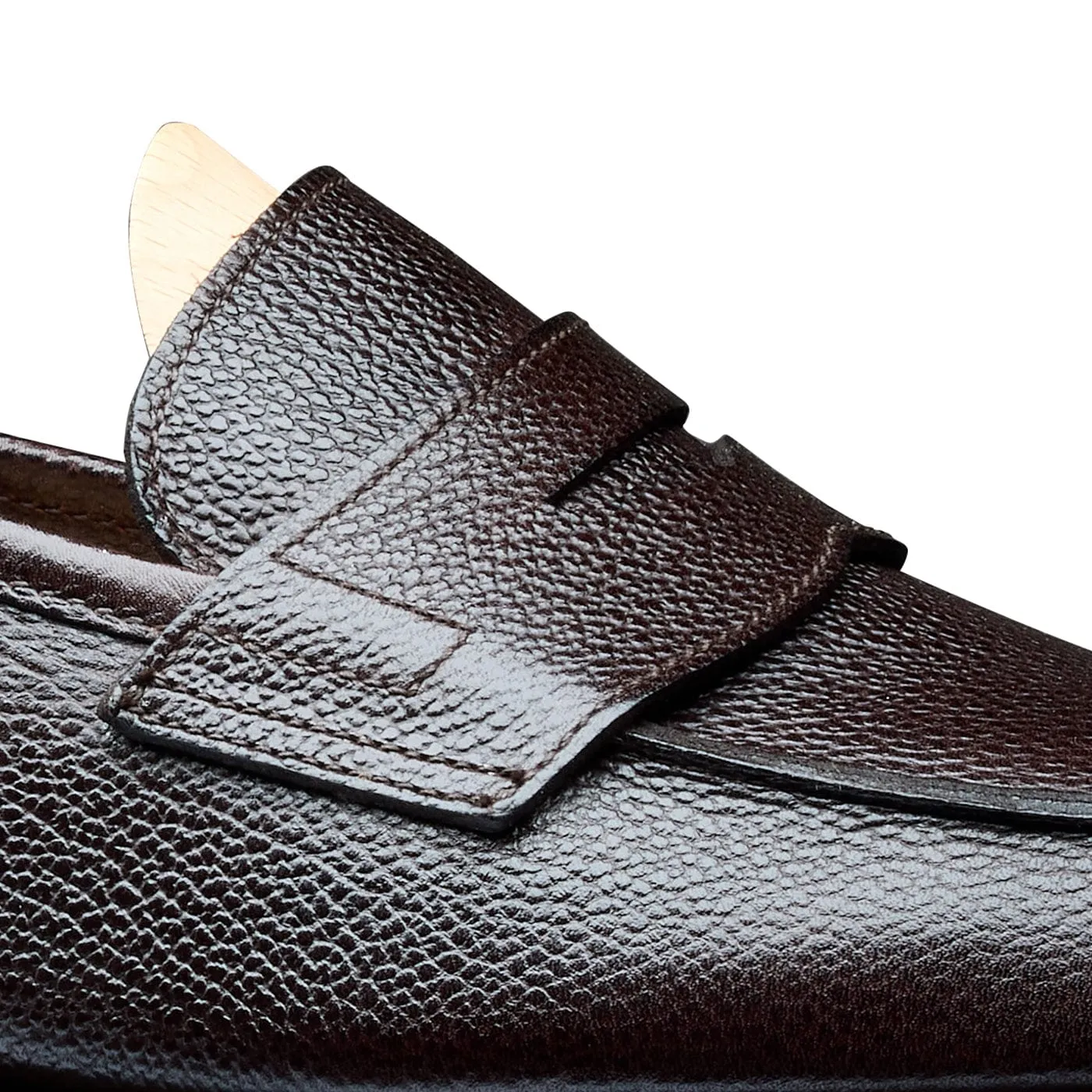 Richmond 2 Truffle Angus Grain Custom Fit